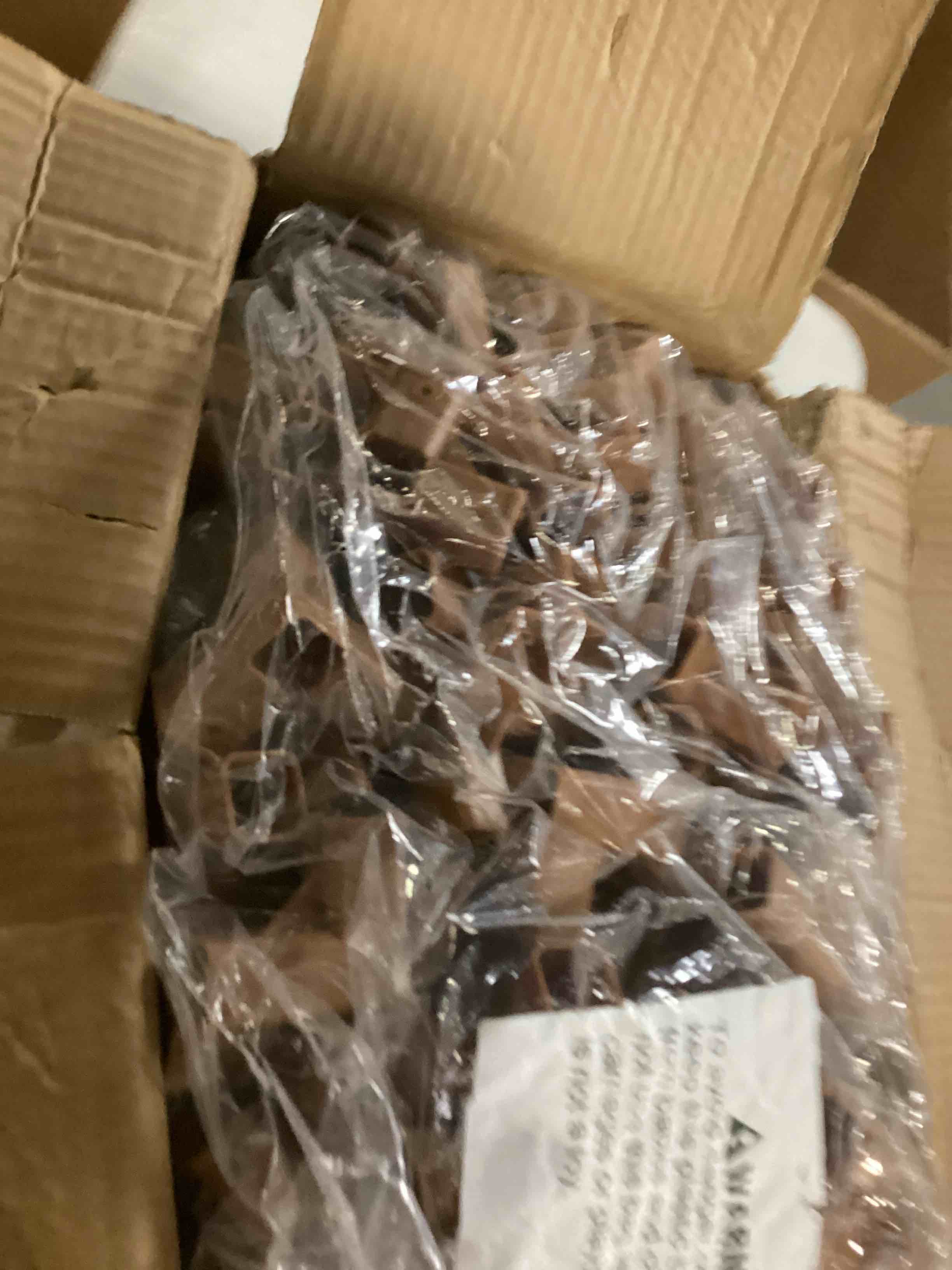 https://s3.amazonaws.com/lotting-images-prod/bidfta/YEL6727792_1733342748964.jpeg