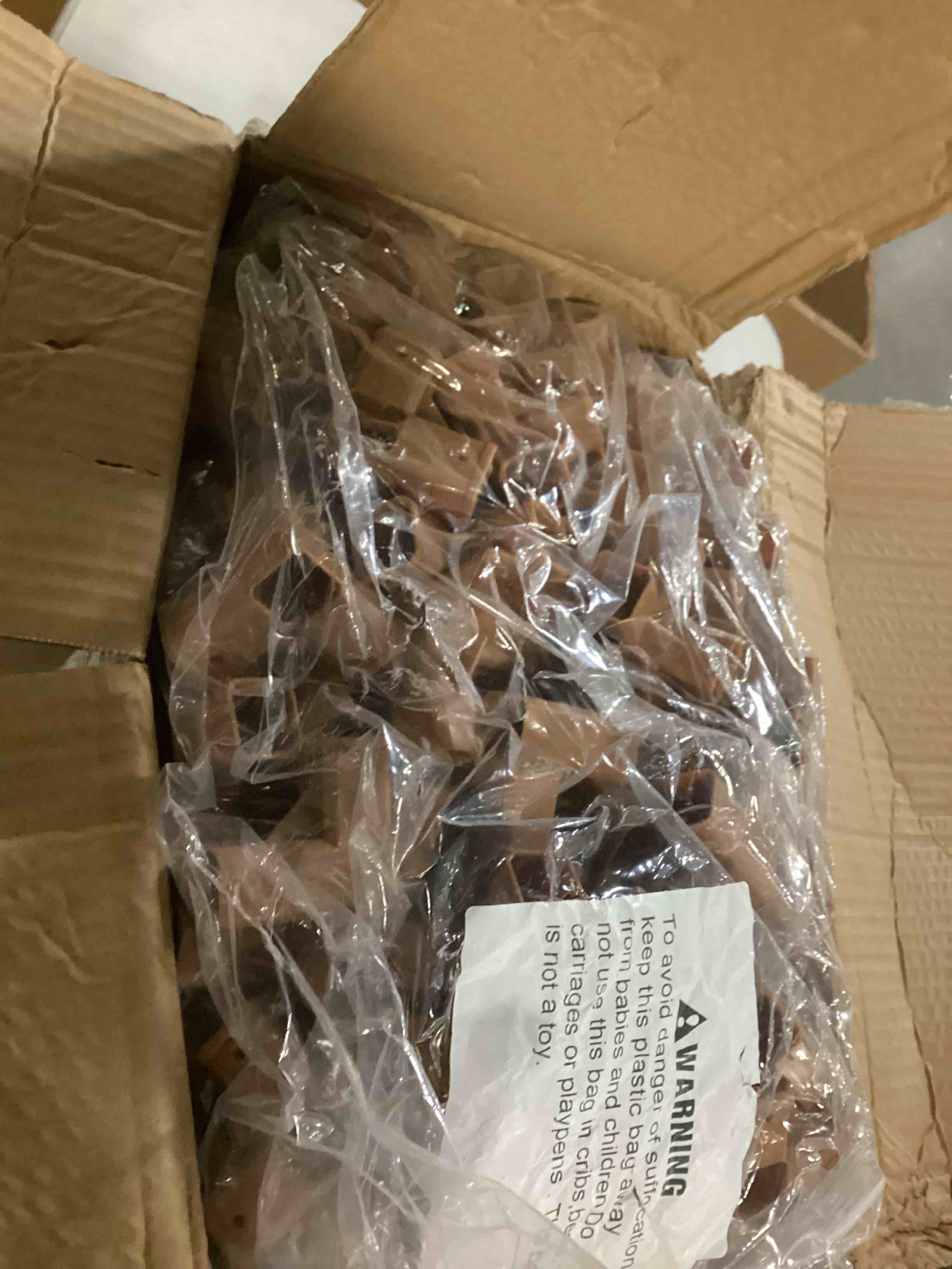 https://s3.amazonaws.com/lotting-images-prod/bidfta/YEL6727792_1733342749736.jpeg