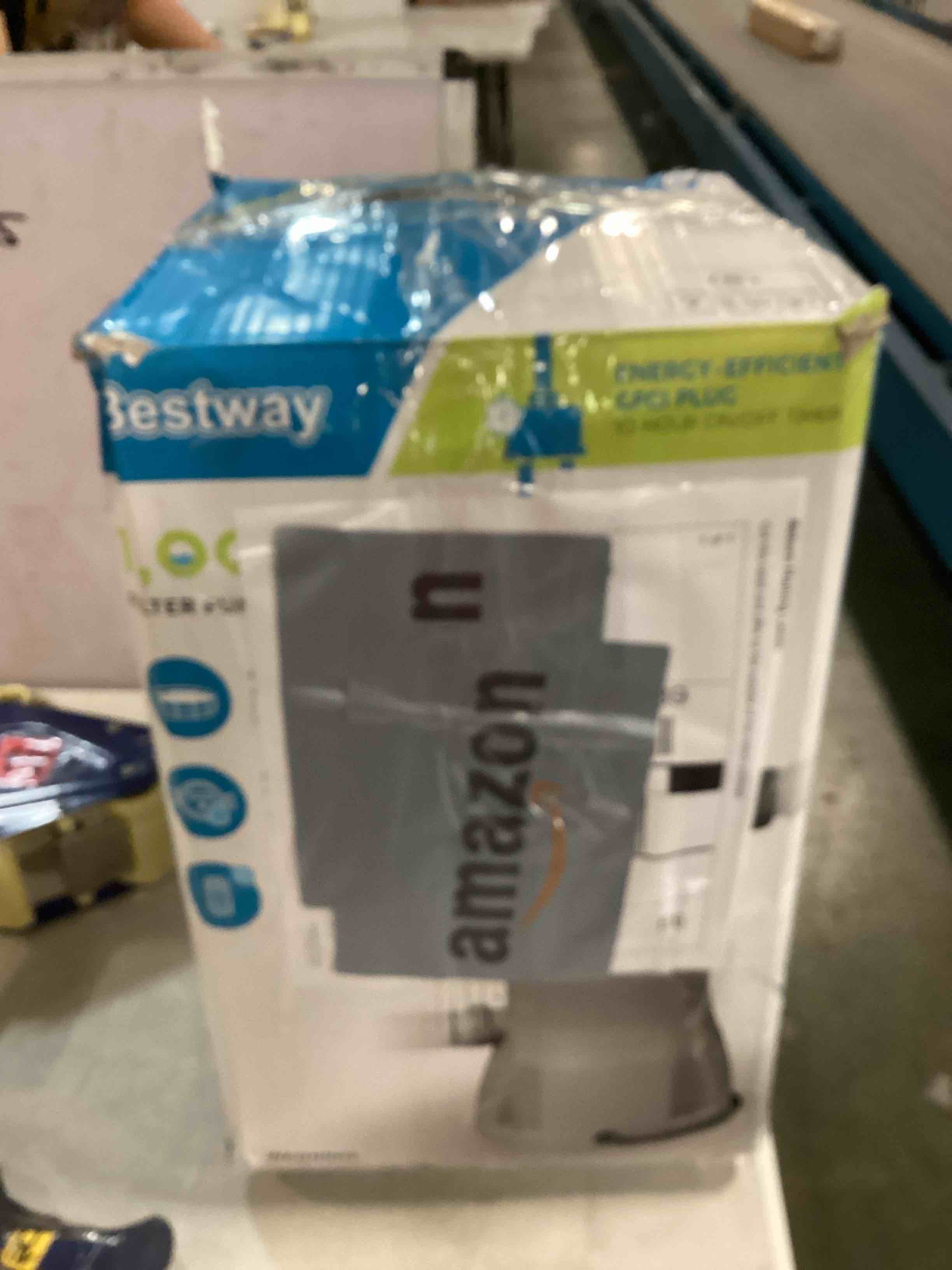 https://s3.amazonaws.com/lotting-images-prod/bidfta/YEL6728980_1723591801027.jpeg