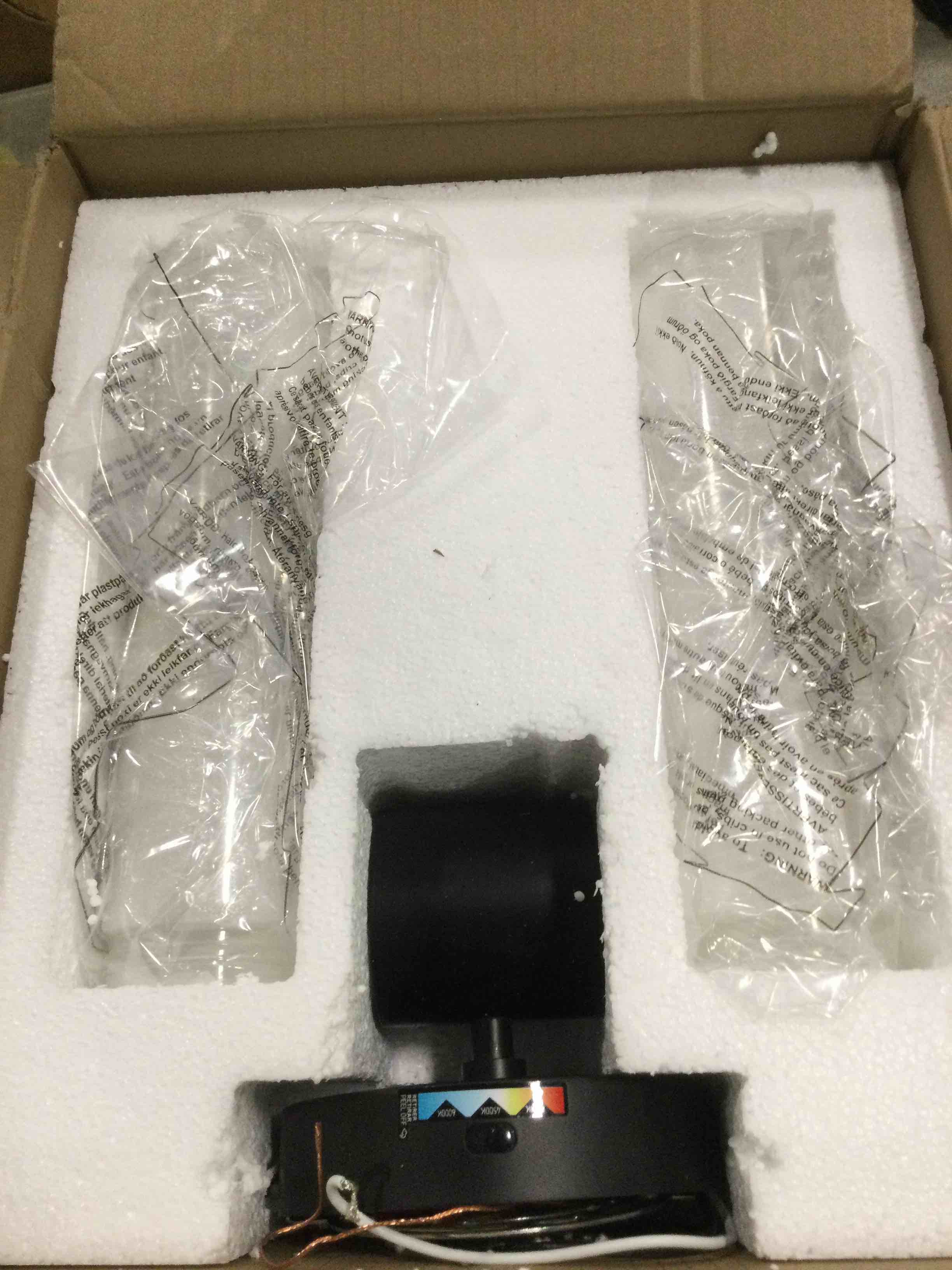 https://s3.amazonaws.com/lotting-images-prod/bidfta/YEL6729522_1722517761240.jpeg