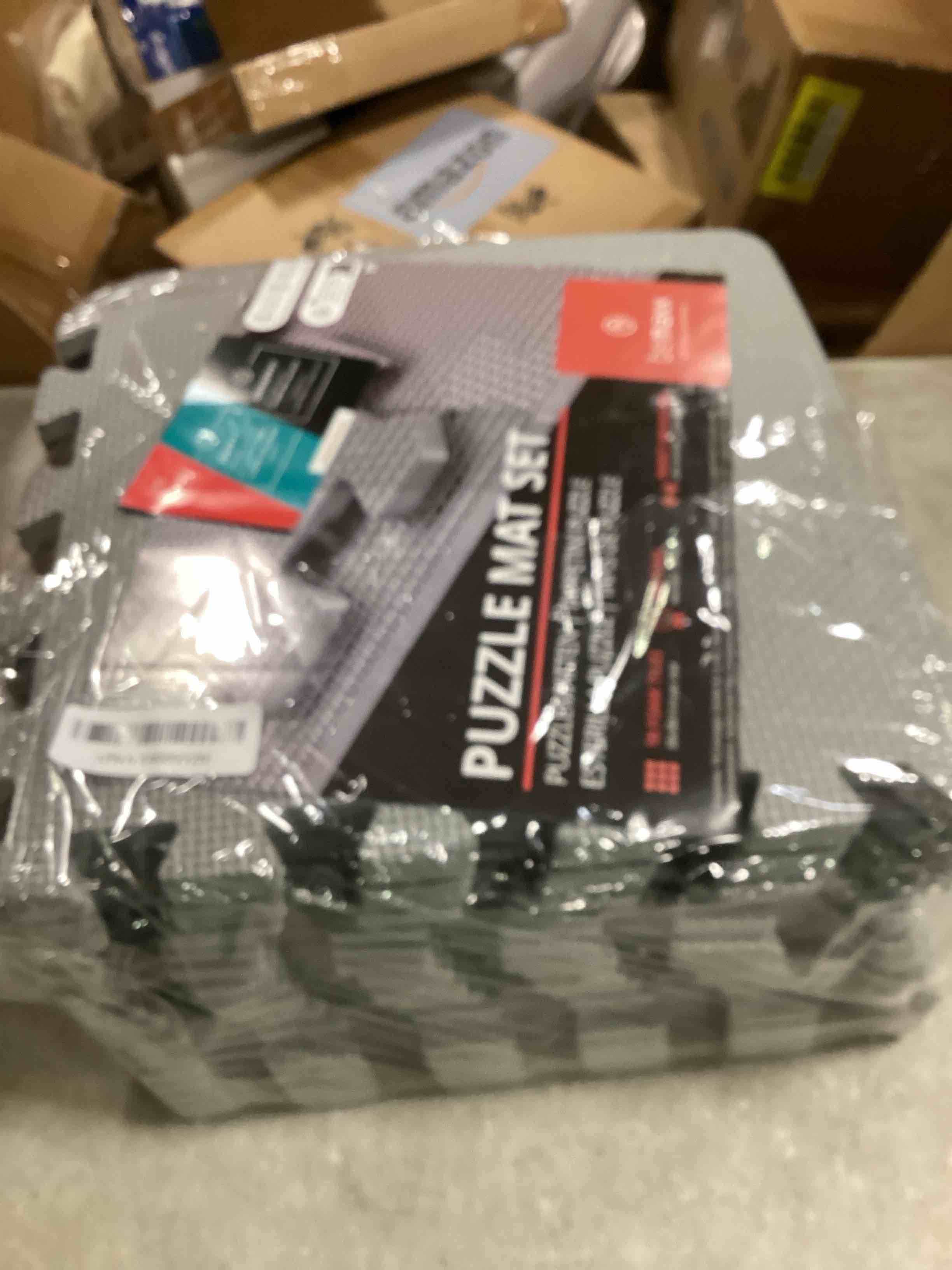 https://s3.amazonaws.com/lotting-images-prod/bidfta/YEL6730080_1722868177851.jpeg