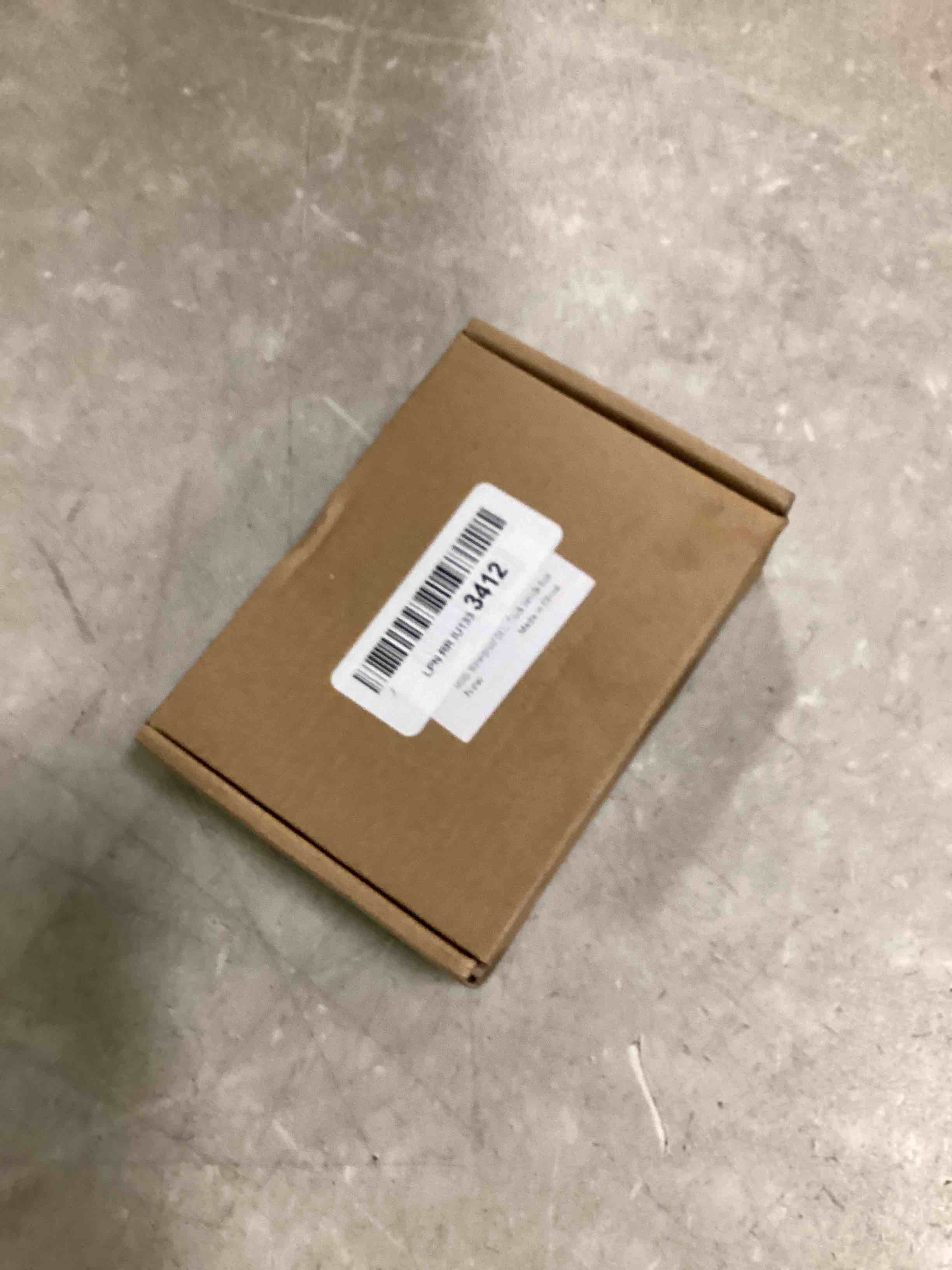 https://s3.amazonaws.com/lotting-images-prod/bidfta/YEL6730113_1722871011286.jpeg