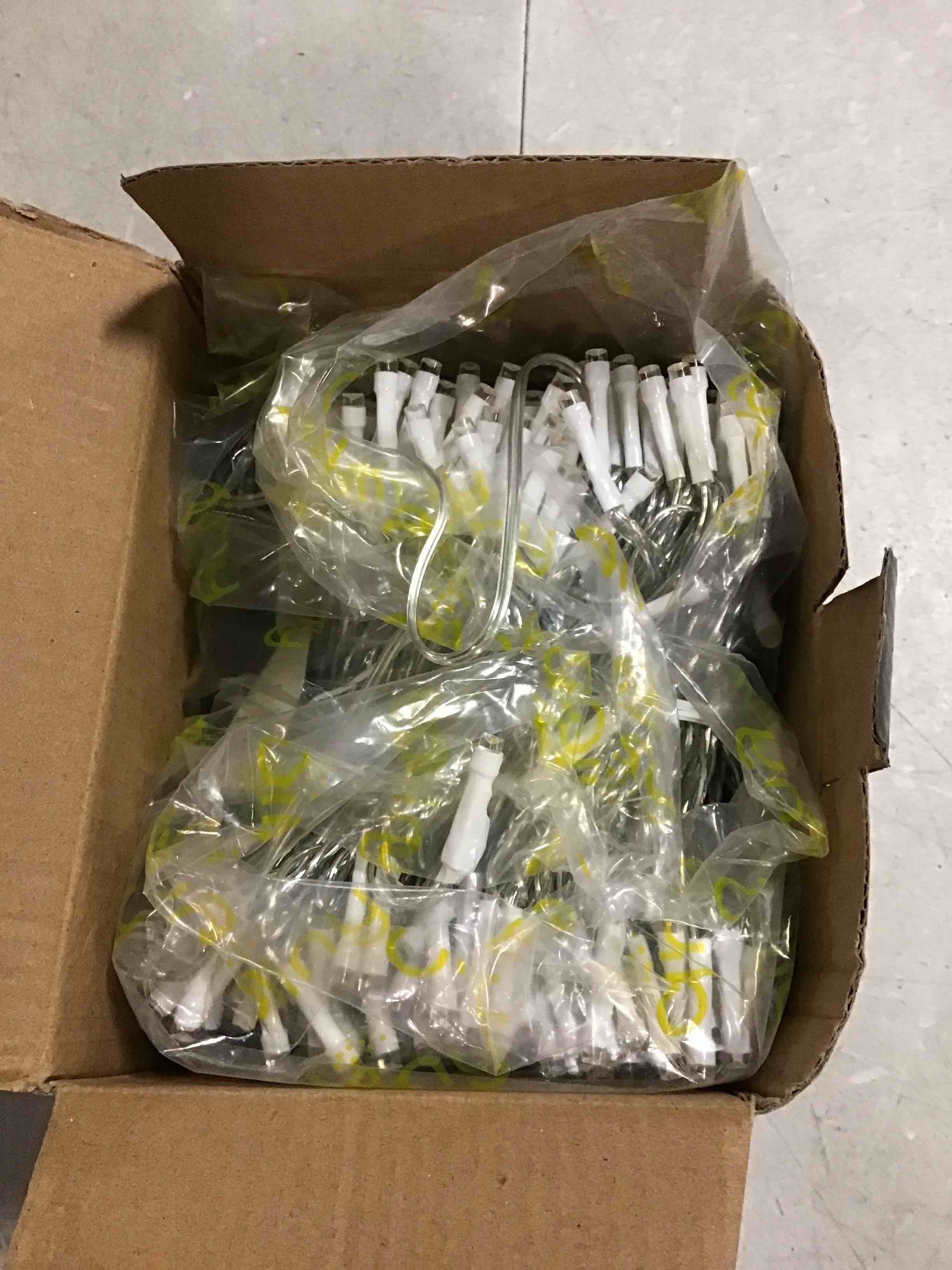 https://s3.amazonaws.com/lotting-images-prod/bidfta/YEL6732763_1722480097442.jpeg