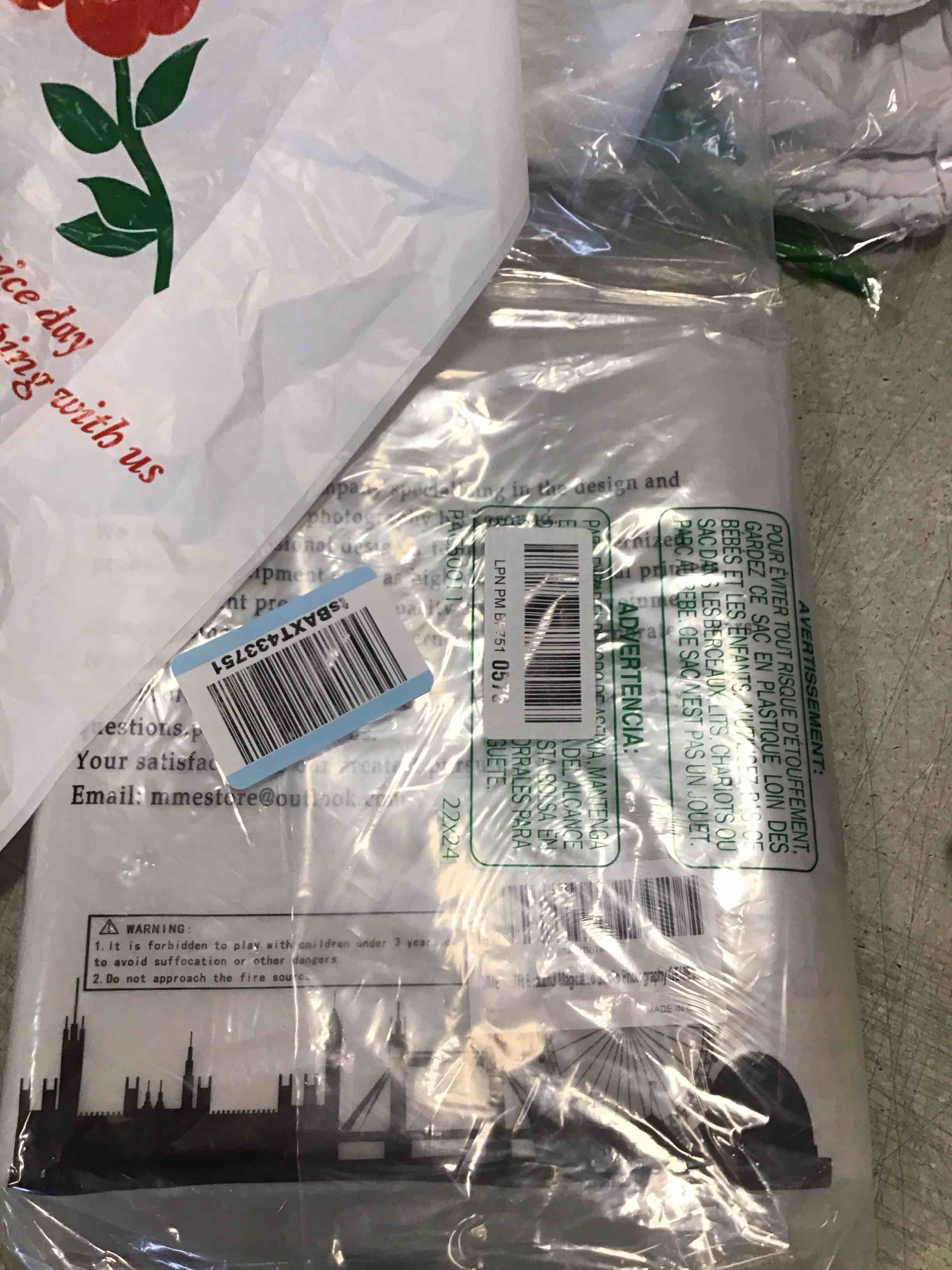 https://s3.amazonaws.com/lotting-images-prod/bidfta/YEL6735325_1724870977908.jpeg