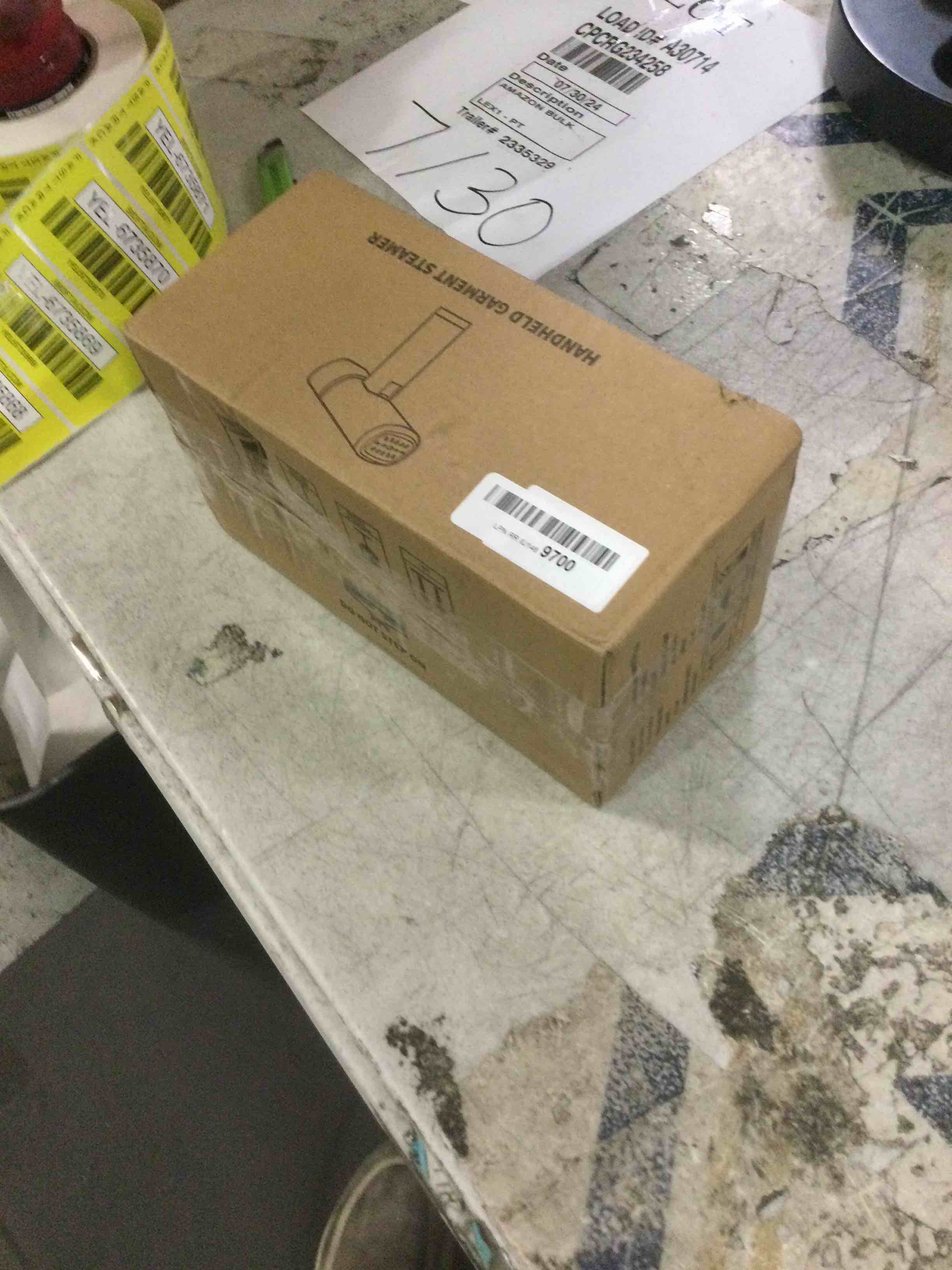 https://s3.amazonaws.com/lotting-images-prod/bidfta/YEL6735868_1722616941877.jpeg