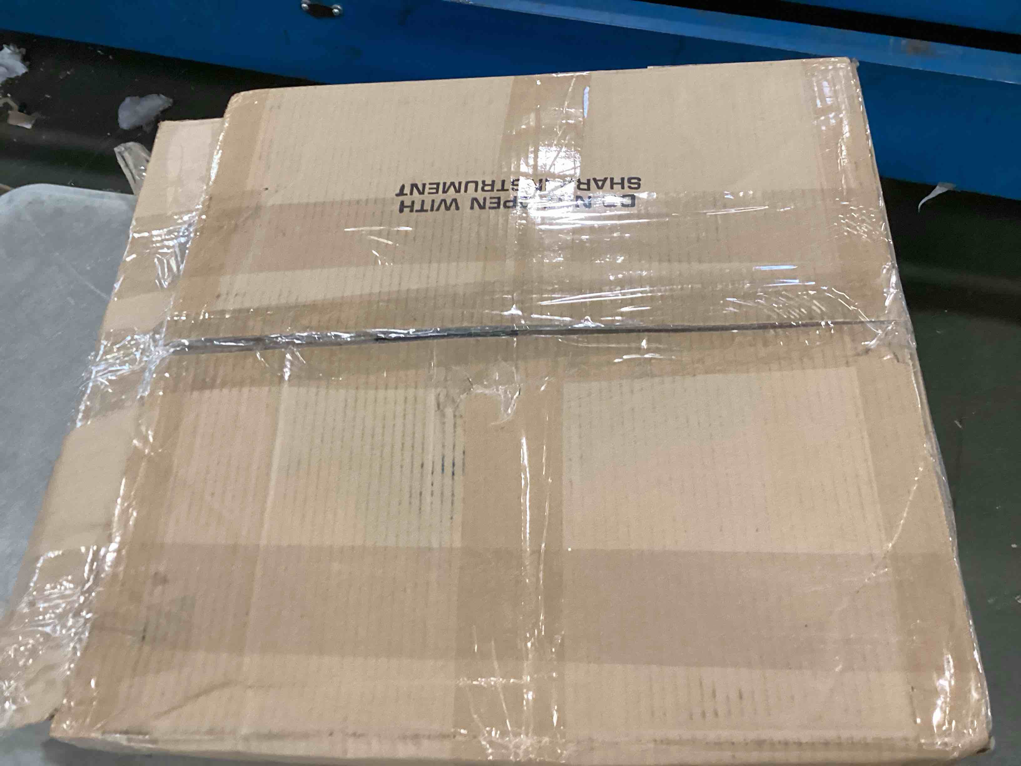 https://s3.amazonaws.com/lotting-images-prod/bidfta/YEL6736623_1723246918218.jpeg