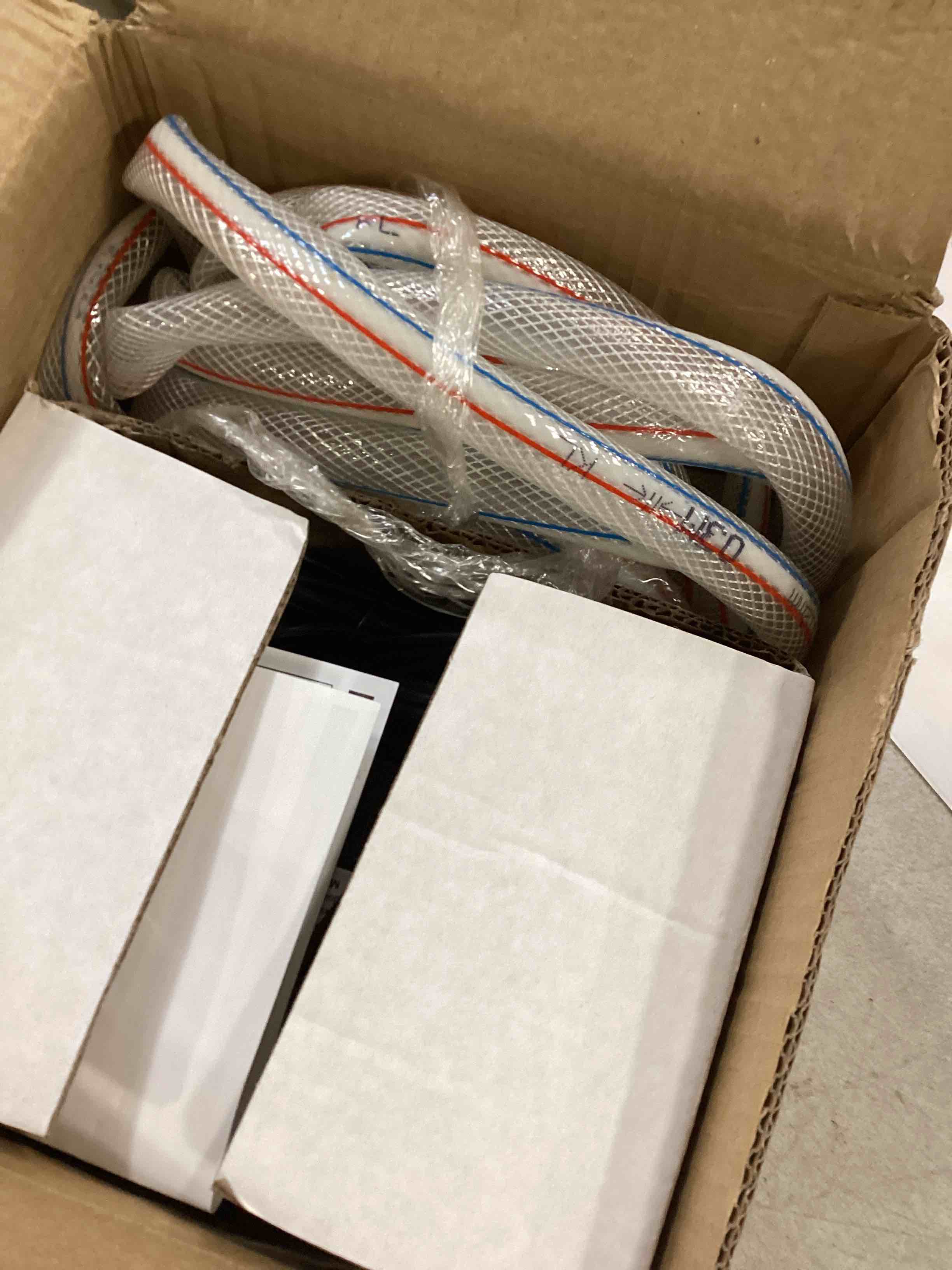 https://s3.amazonaws.com/lotting-images-prod/bidfta/YEL6737264_1722617736836.jpeg