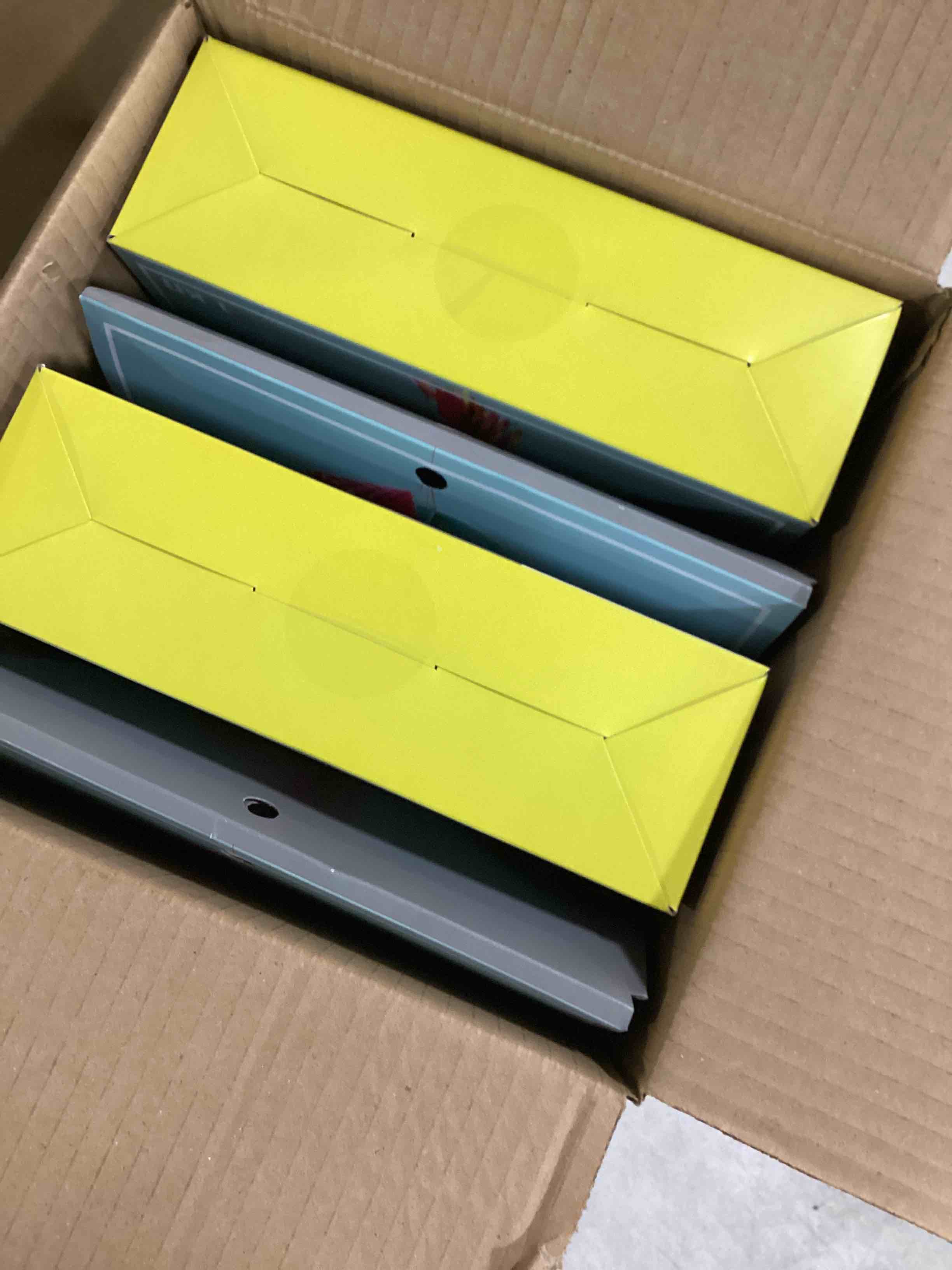 https://s3.amazonaws.com/lotting-images-prod/bidfta/YEL6738247_1723127756359.jpeg