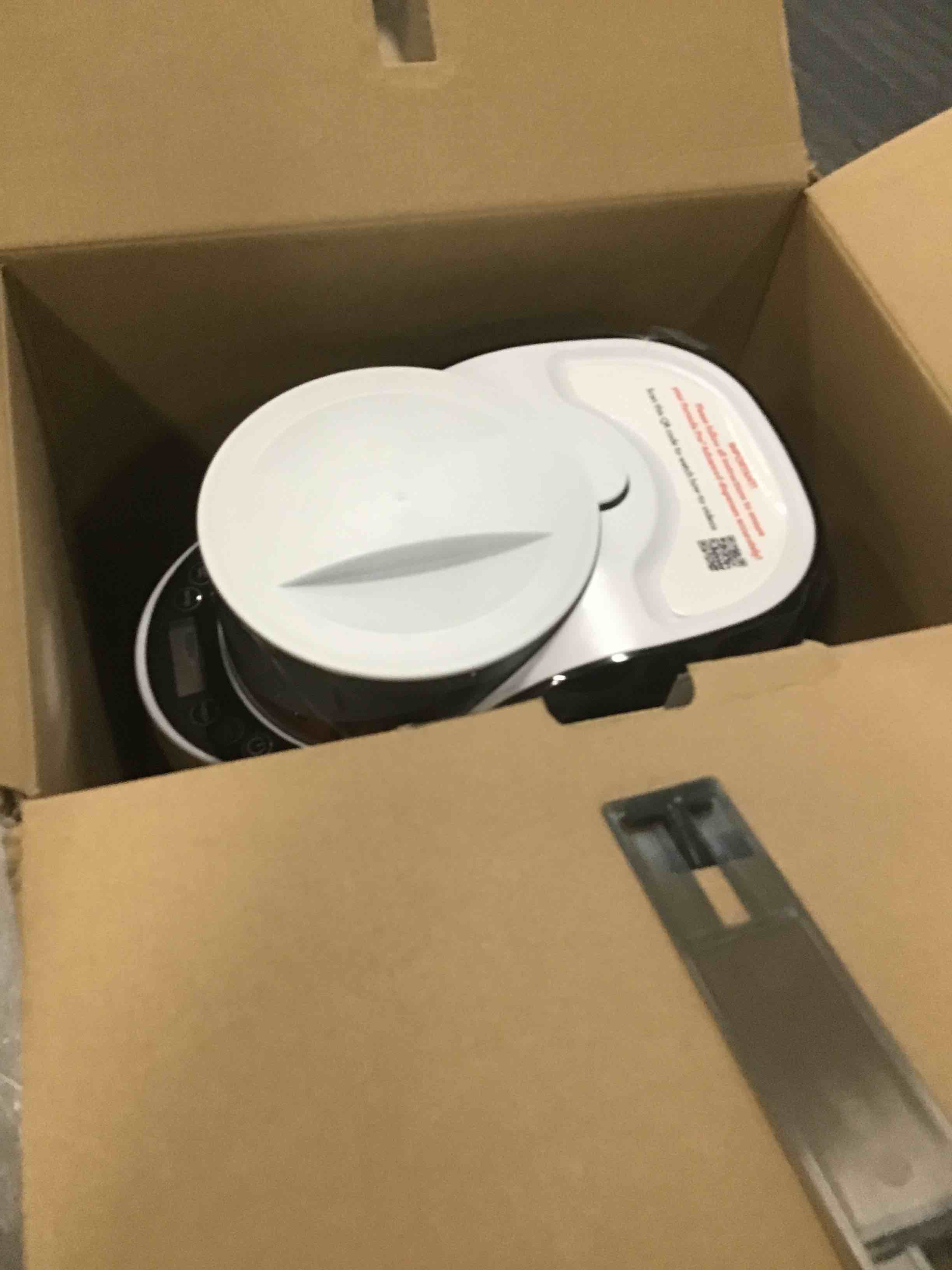 https://s3.amazonaws.com/lotting-images-prod/bidfta/YEL6752102_1722612697663.jpeg
