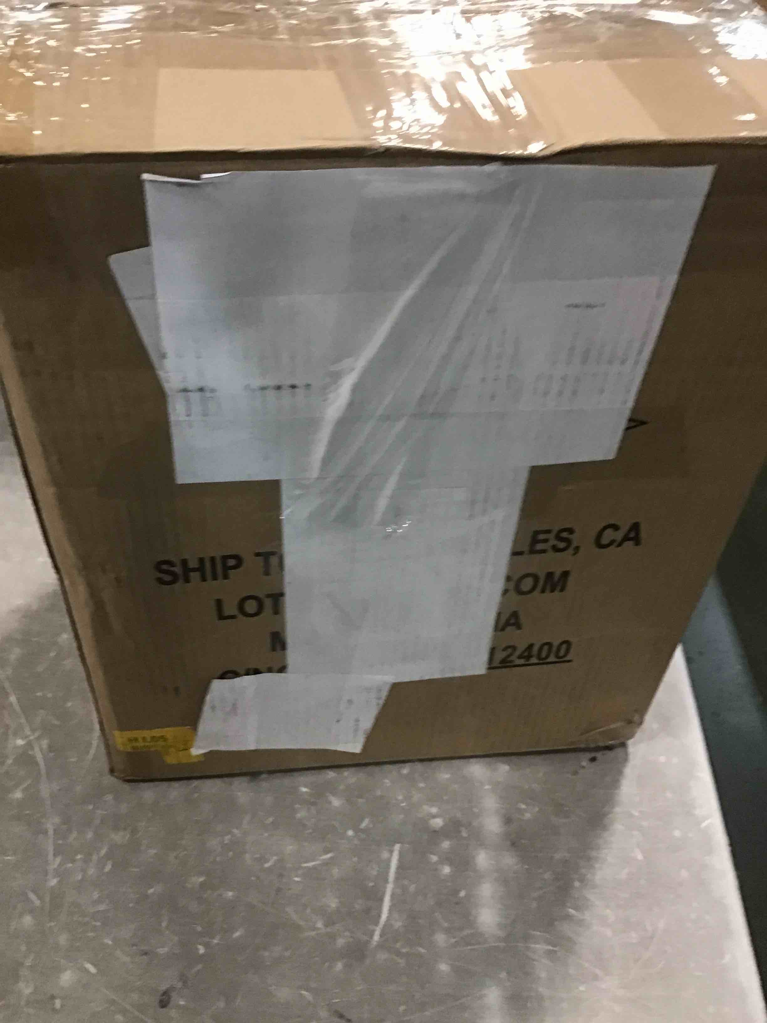 https://s3.amazonaws.com/lotting-images-prod/bidfta/YEL6752102_1722612737763.jpeg