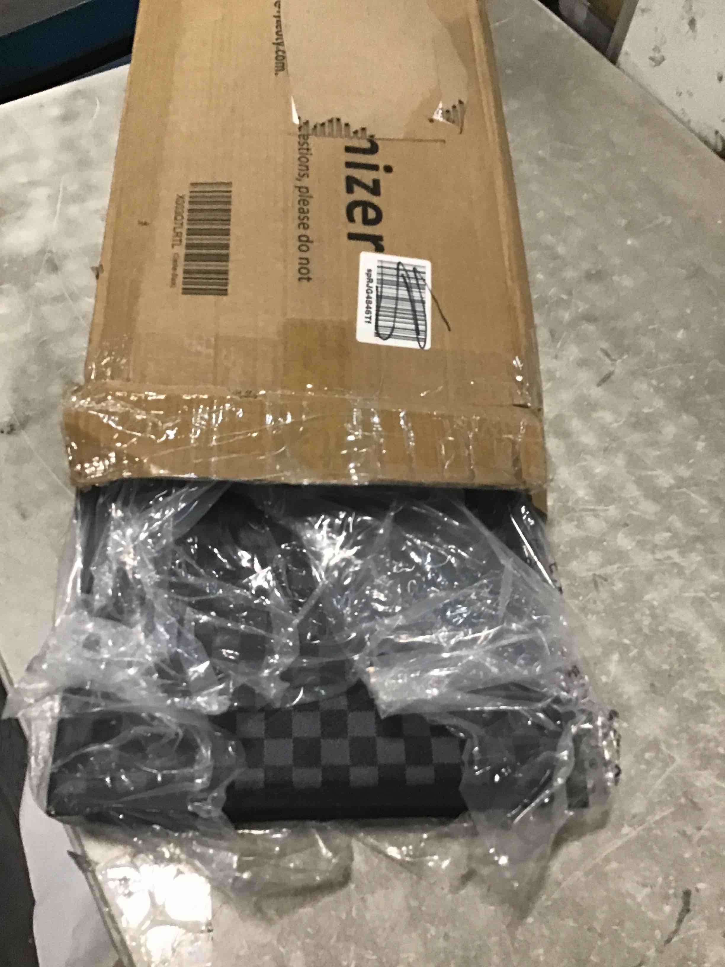 https://s3.amazonaws.com/lotting-images-prod/bidfta/YEL6752278_1722689171439.jpeg