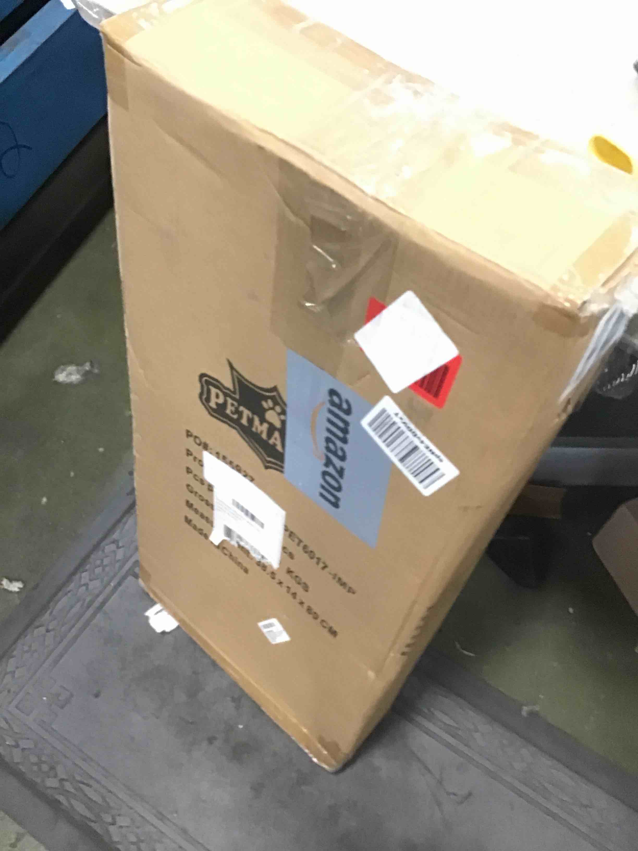 https://s3.amazonaws.com/lotting-images-prod/bidfta/YEL6752336_1722696607180.jpeg