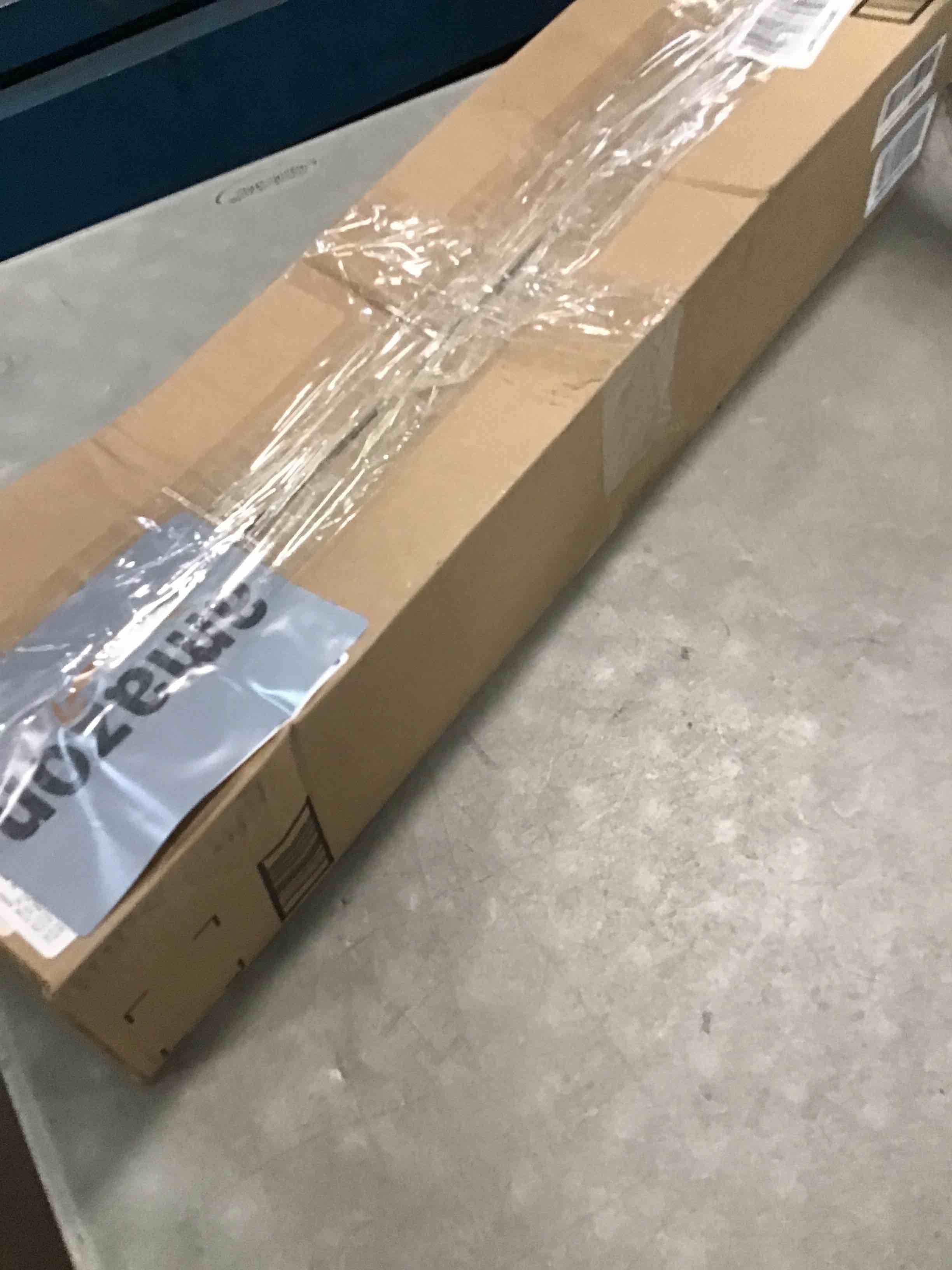 https://s3.amazonaws.com/lotting-images-prod/bidfta/YEL6752984_1723042116862.jpeg