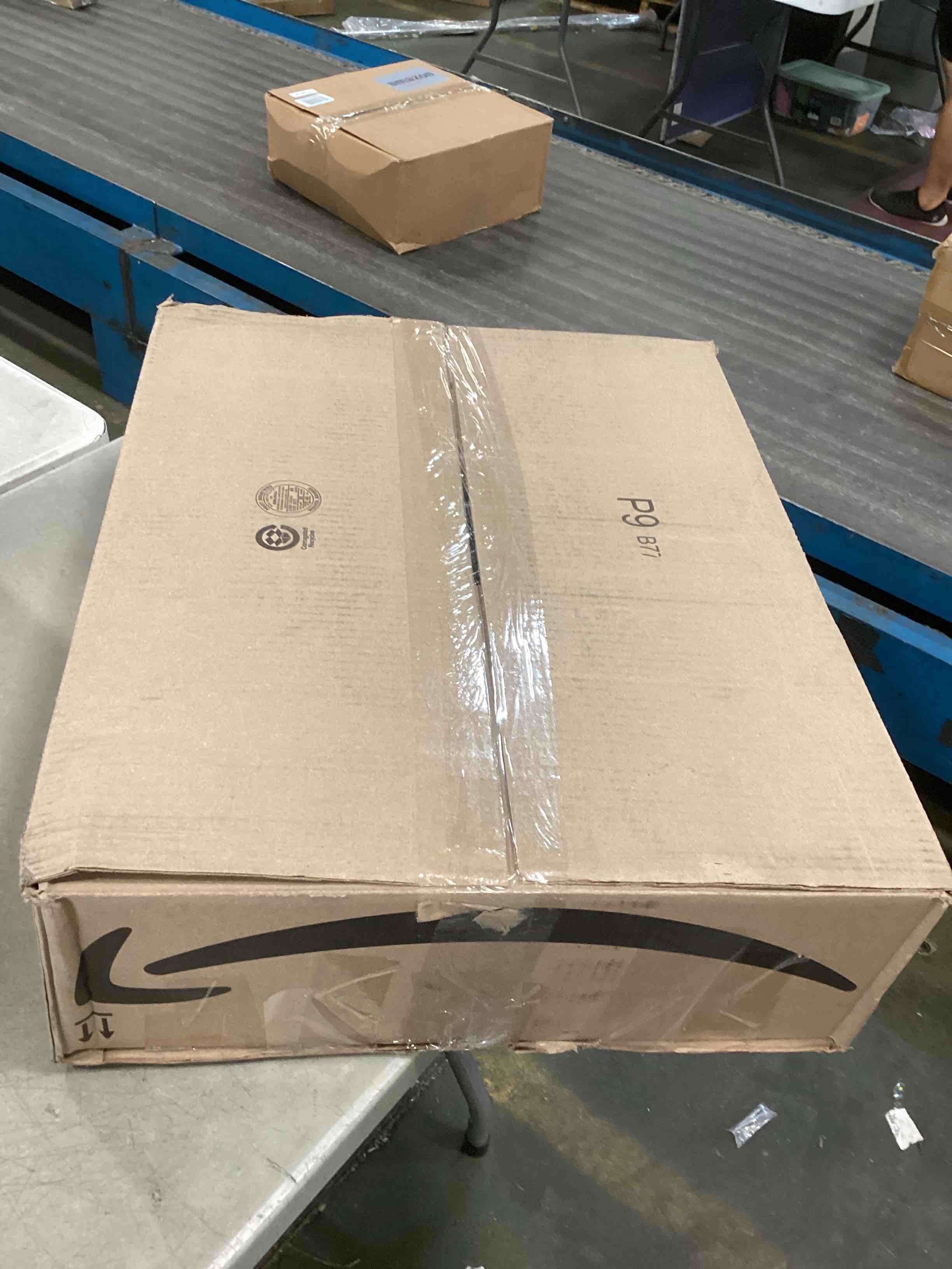 https://s3.amazonaws.com/lotting-images-prod/bidfta/YEL6753298_1723157918432.jpeg