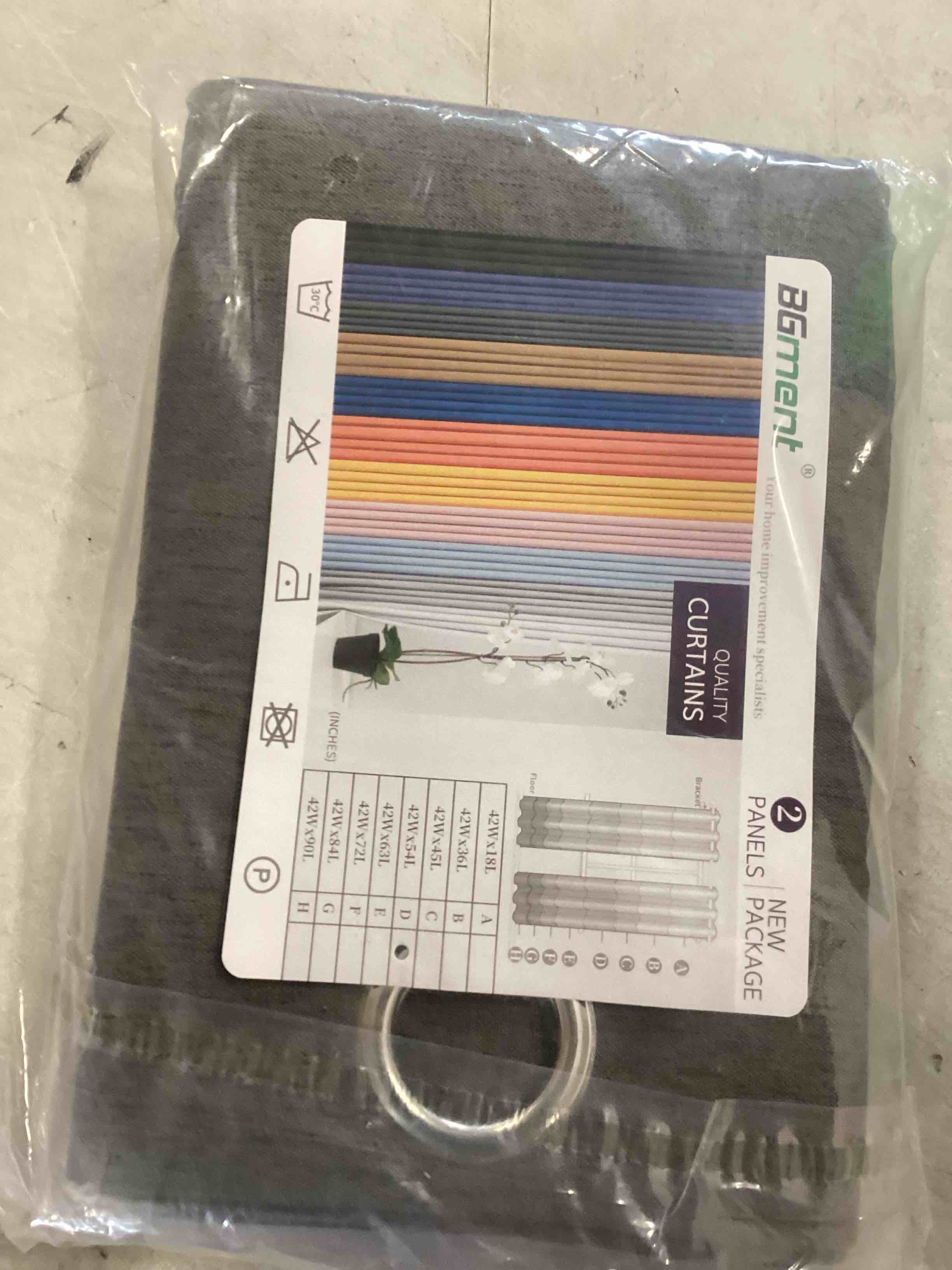 https://s3.amazonaws.com/lotting-images-prod/bidfta/YEL6753515_1722452871384.jpeg