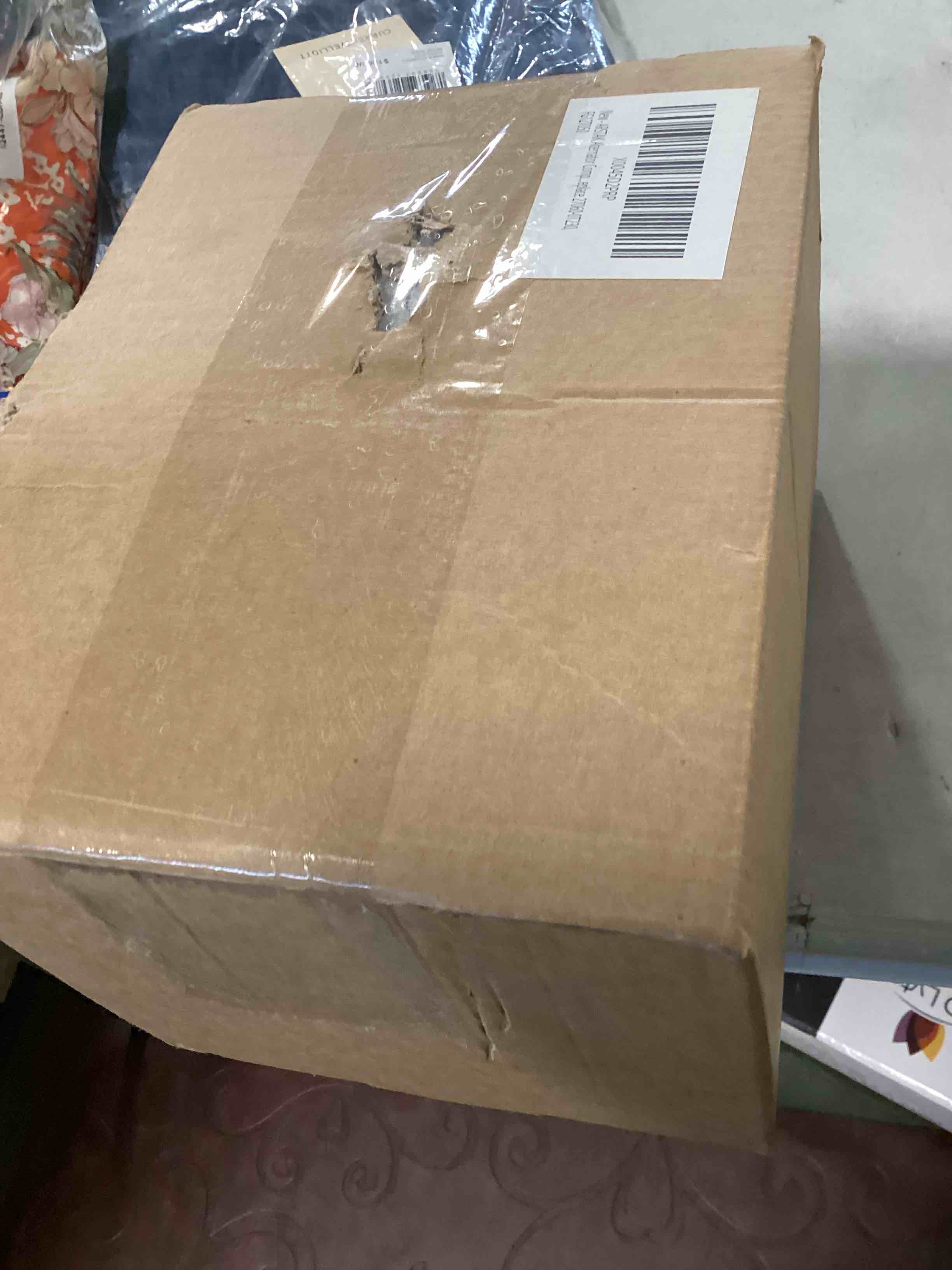https://s3.amazonaws.com/lotting-images-prod/bidfta/YEL6753577_1722515678838.jpeg