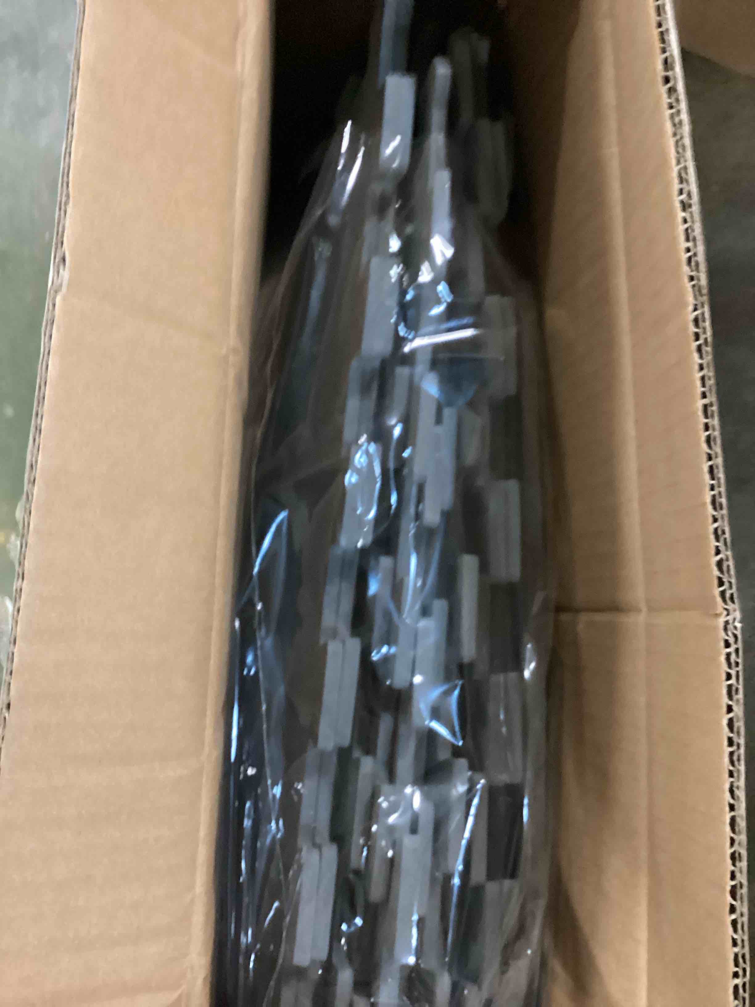 https://s3.amazonaws.com/lotting-images-prod/bidfta/YEL6755172_1723871909291.jpeg