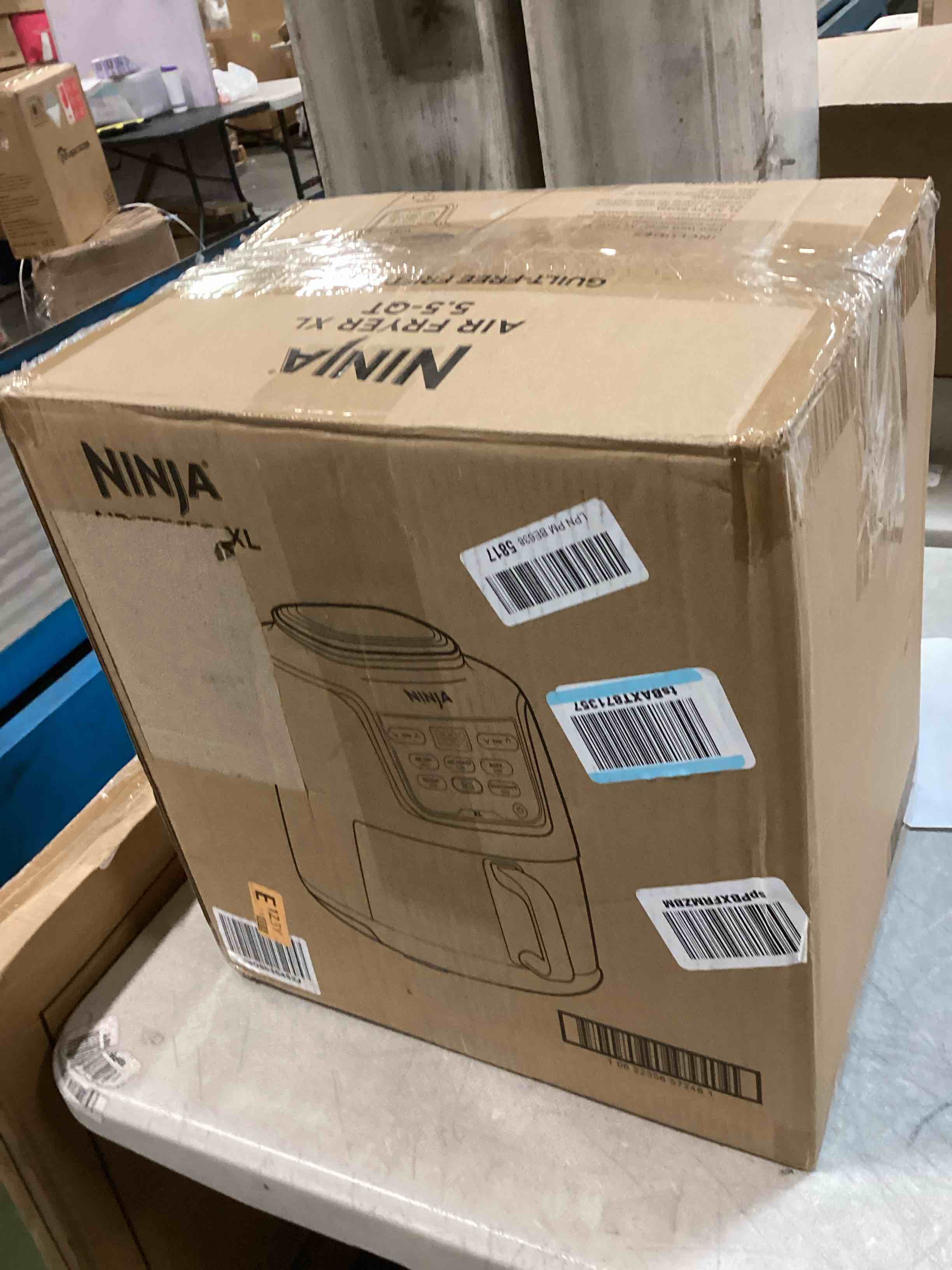https://s3.amazonaws.com/lotting-images-prod/bidfta/YEL6755826_1724299841292.jpeg