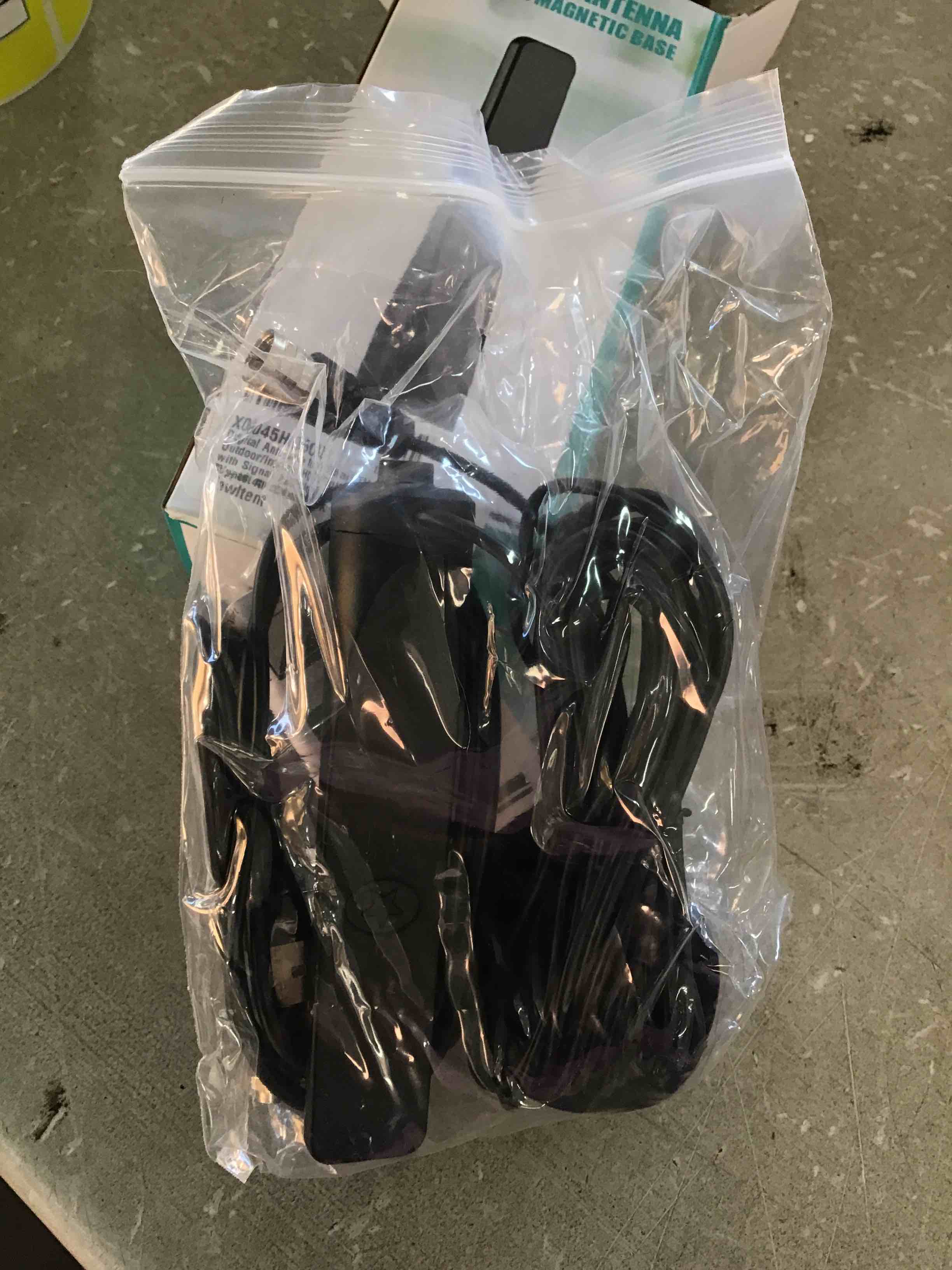https://s3.amazonaws.com/lotting-images-prod/bidfta/YEL6760643_1723637541557.jpeg