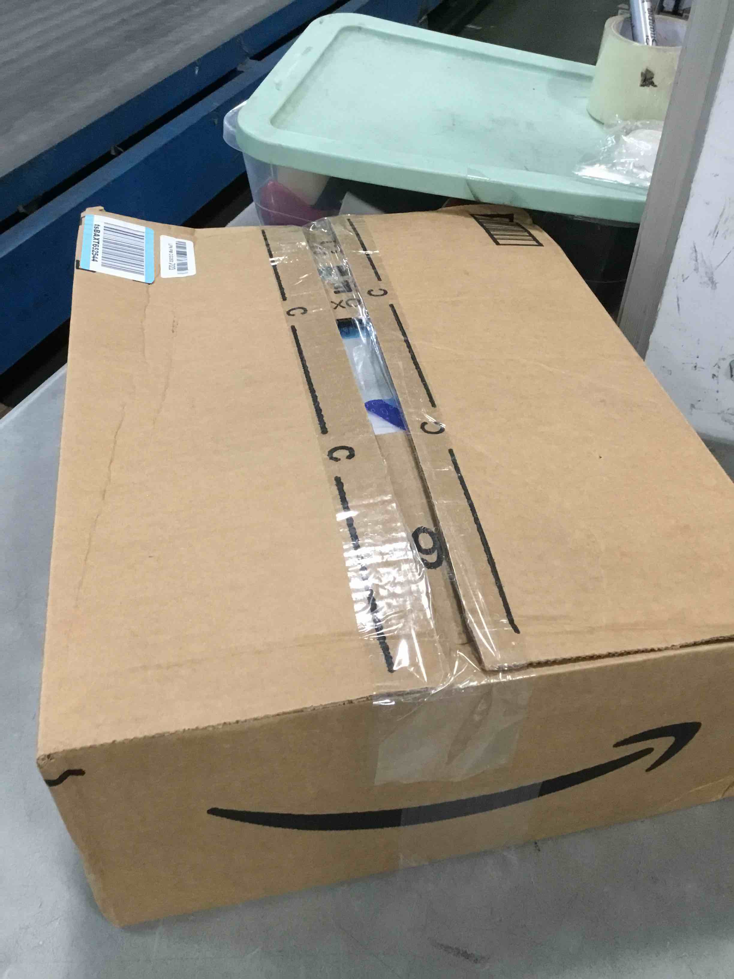 https://s3.amazonaws.com/lotting-images-prod/bidfta/YEL6760982_1722867605176.jpeg