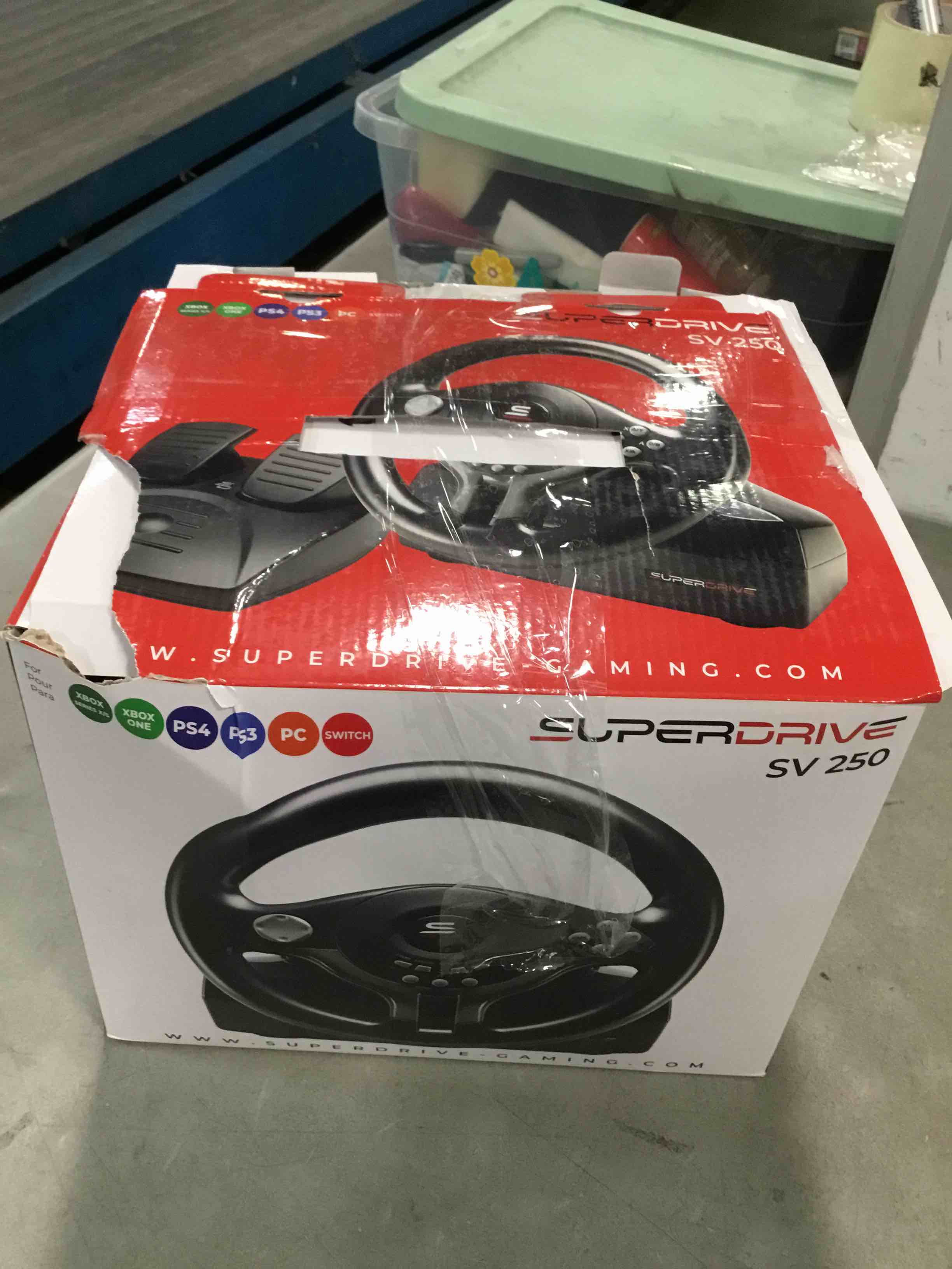 https://s3.amazonaws.com/lotting-images-prod/bidfta/YEL6760985_1722868011069.jpeg