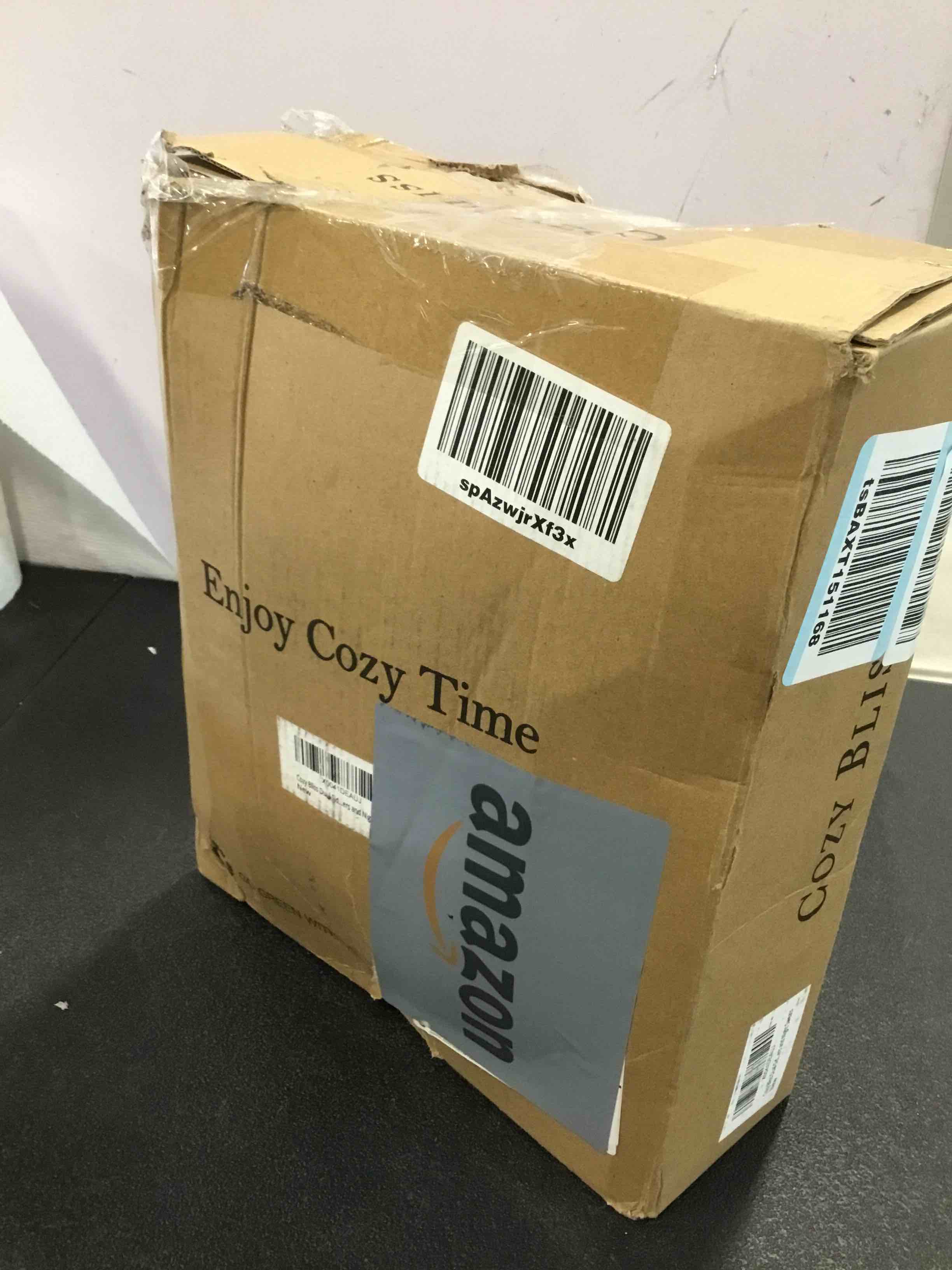 https://s3.amazonaws.com/lotting-images-prod/bidfta/YEL6761314_1722966513753.jpeg