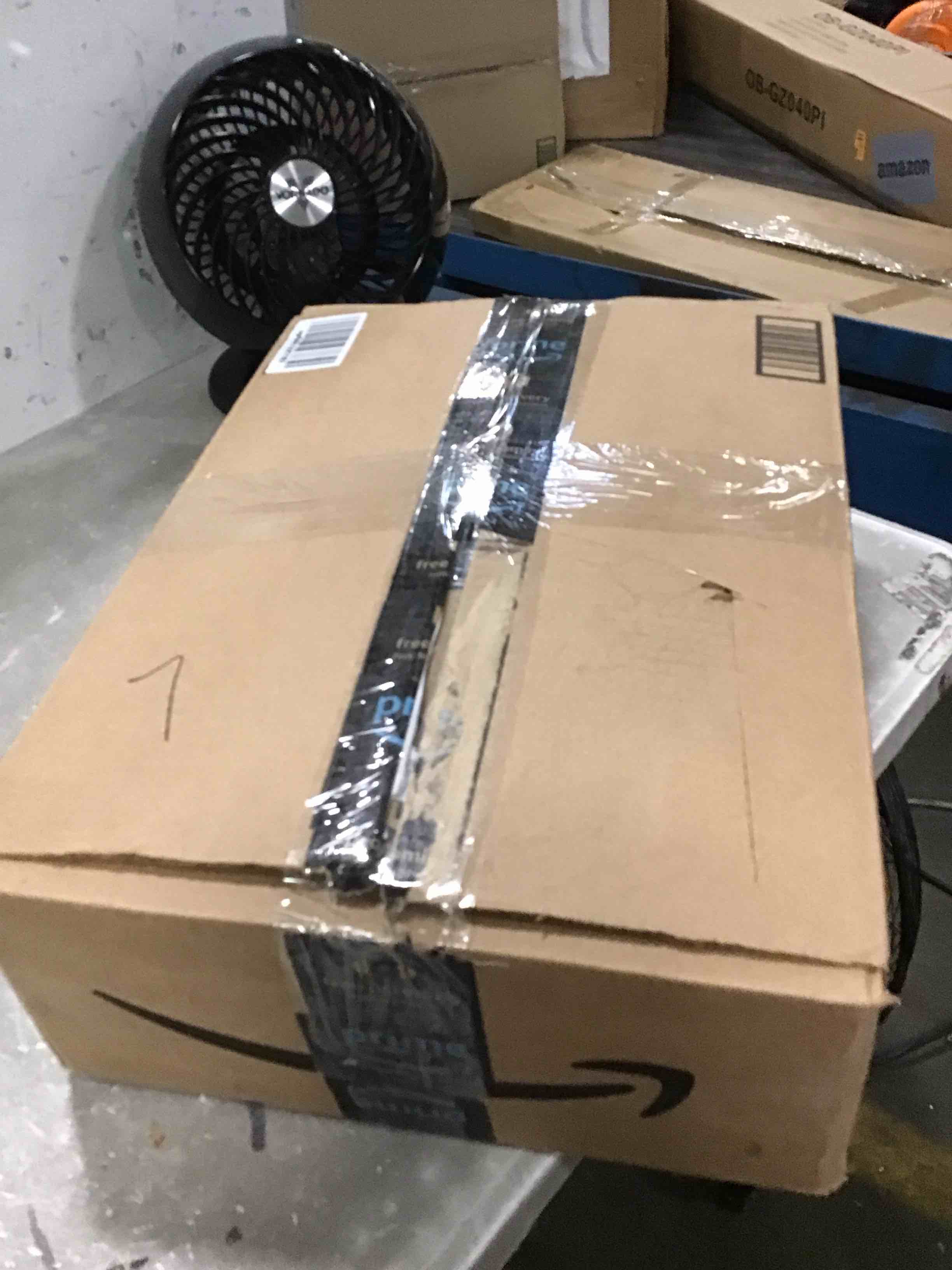 https://s3.amazonaws.com/lotting-images-prod/bidfta/YEL6764384_1722688382146.jpeg
