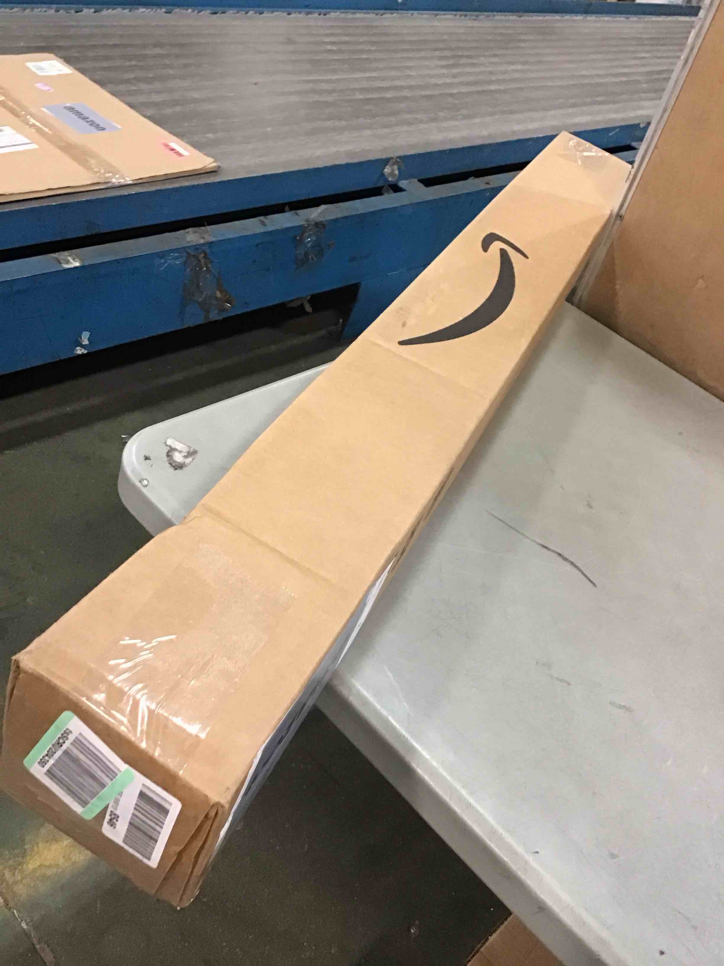 https://s3.amazonaws.com/lotting-images-prod/bidfta/YEL6765235_1723123742400.jpeg
