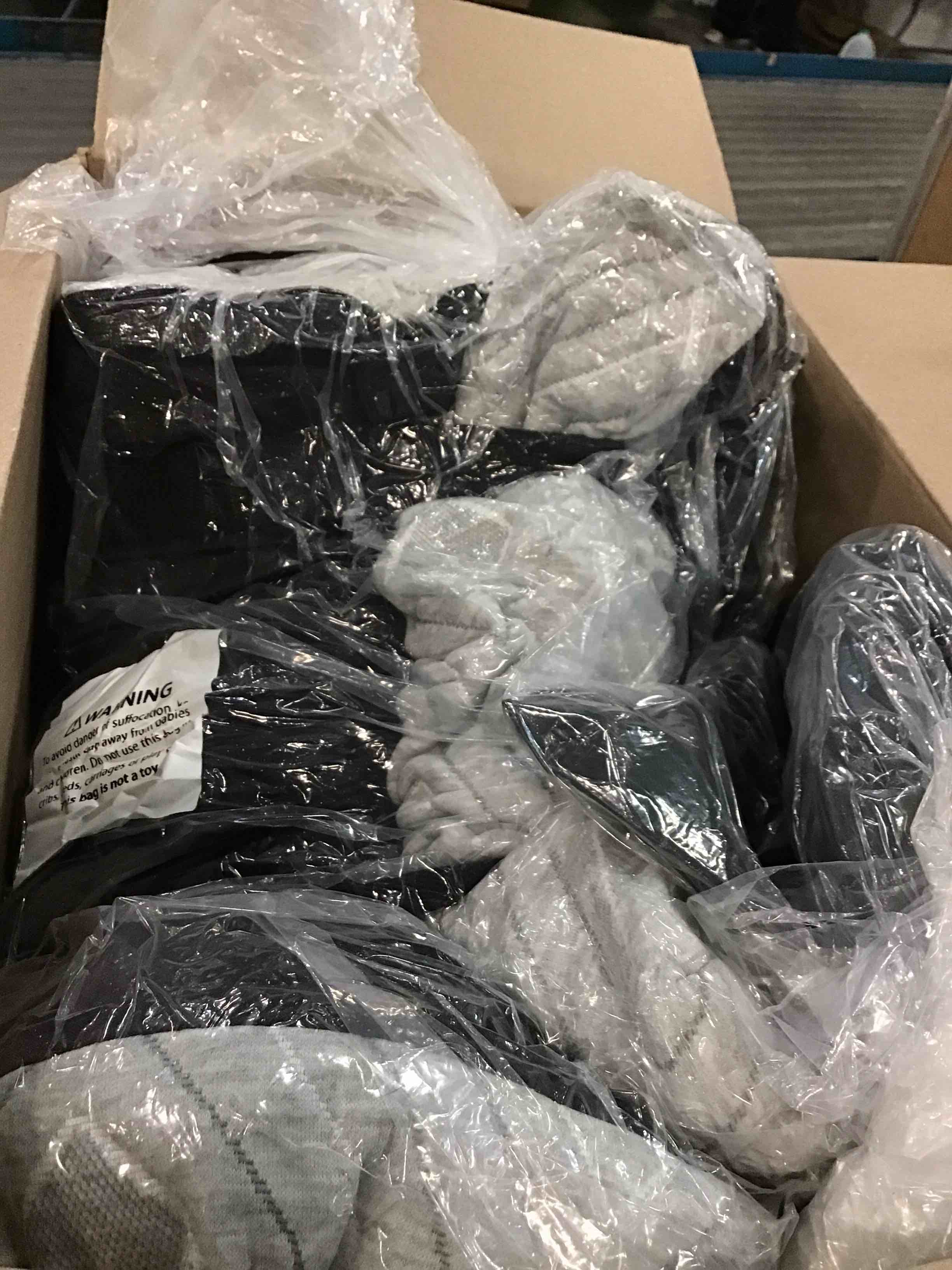 https://s3.amazonaws.com/lotting-images-prod/bidfta/YEL6765241_1723124453547.jpeg