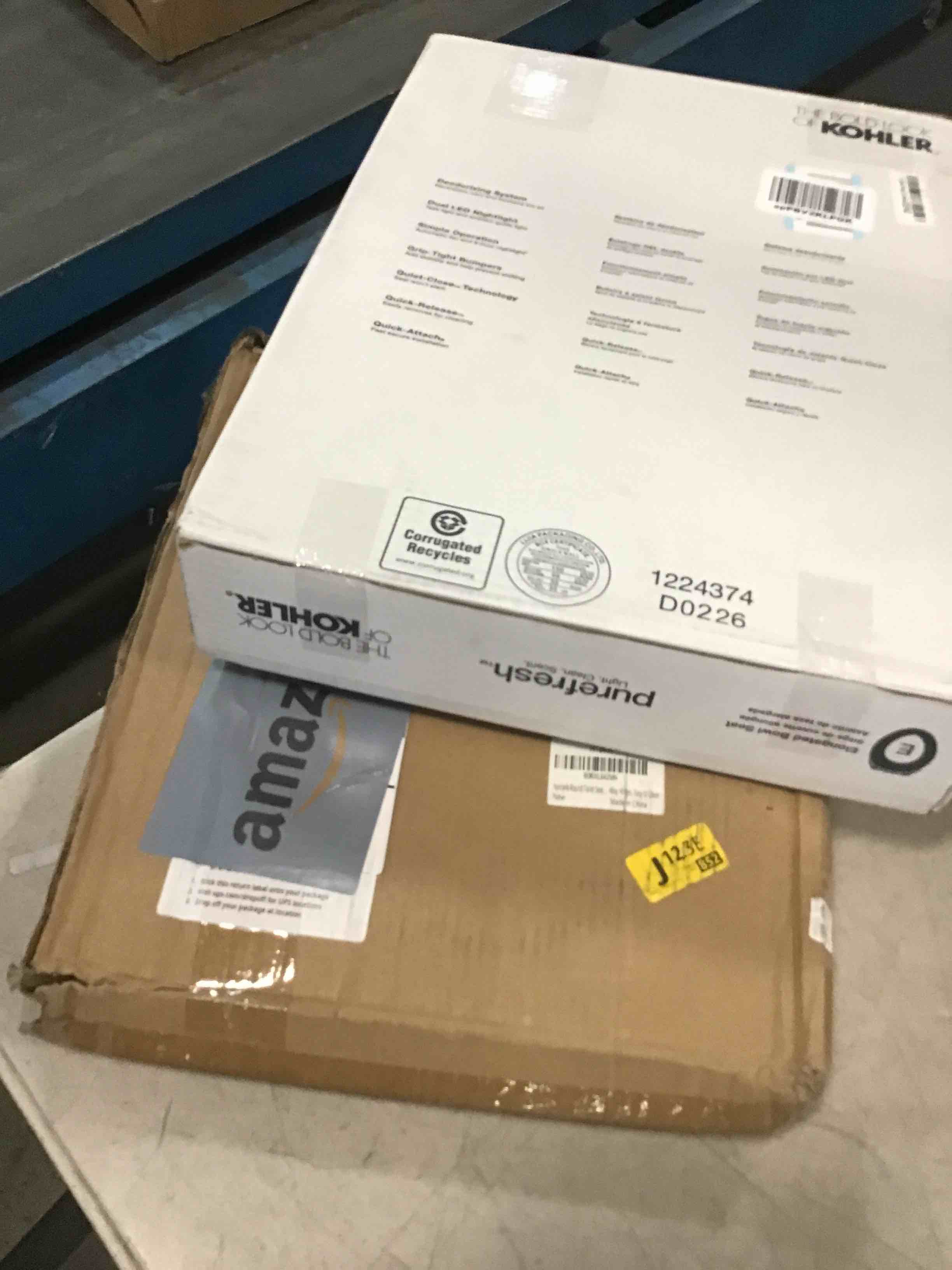 https://s3.amazonaws.com/lotting-images-prod/bidfta/YEL6766695_1723229640089.jpeg