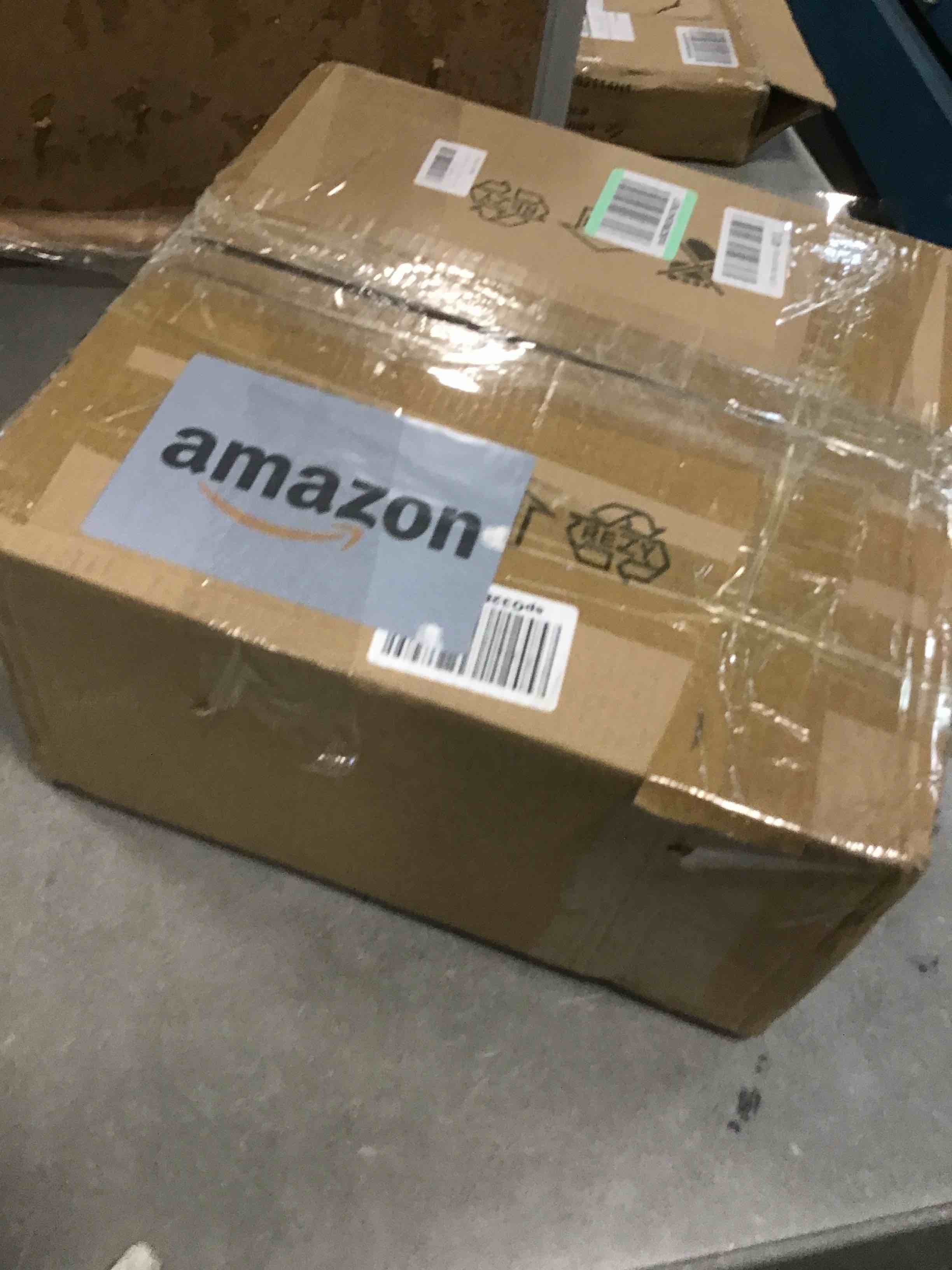 https://s3.amazonaws.com/lotting-images-prod/bidfta/YEL6766813_1723474336829.jpeg