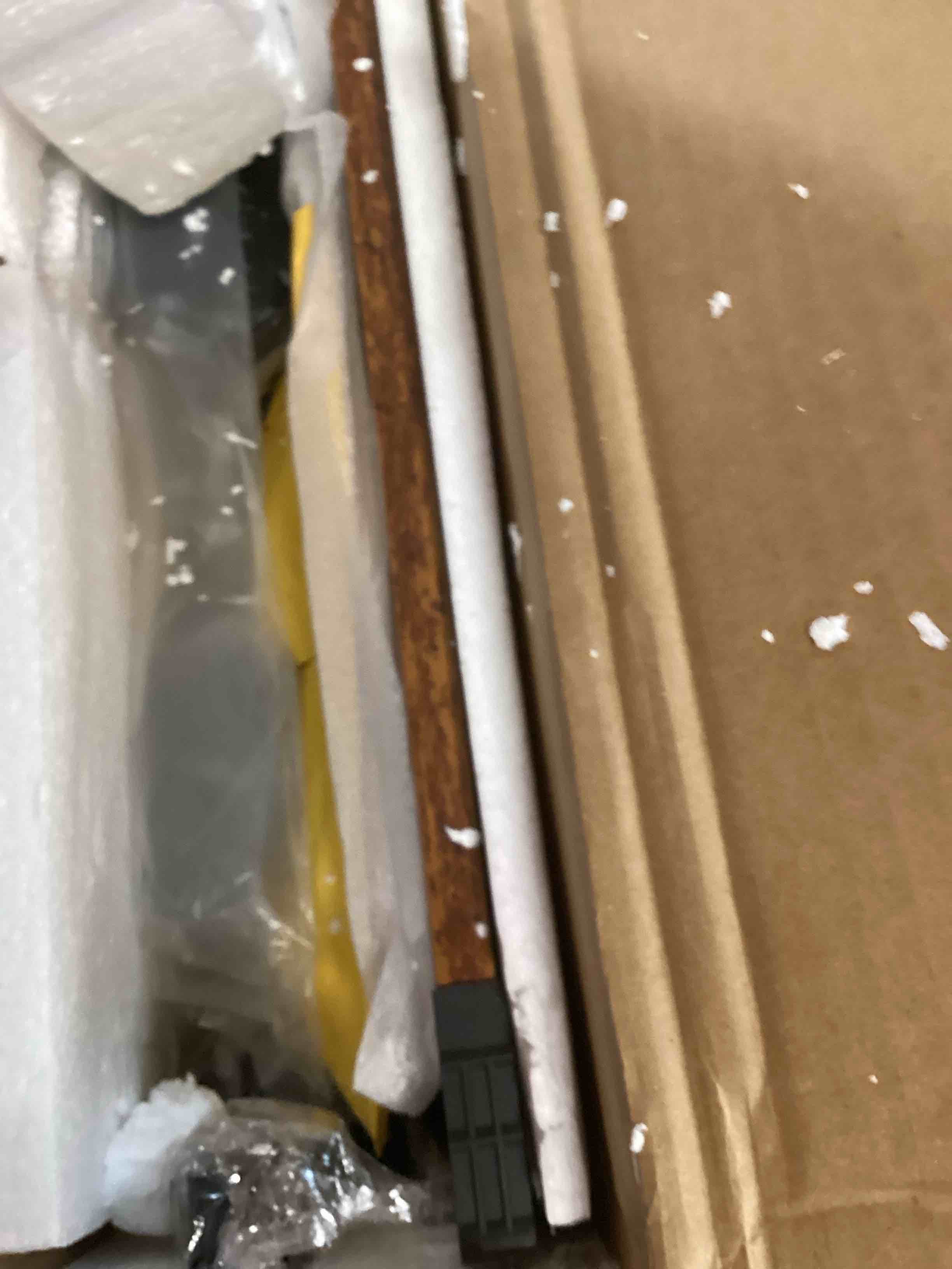 https://s3.amazonaws.com/lotting-images-prod/bidfta/YEL6767826_1722611577121.jpeg