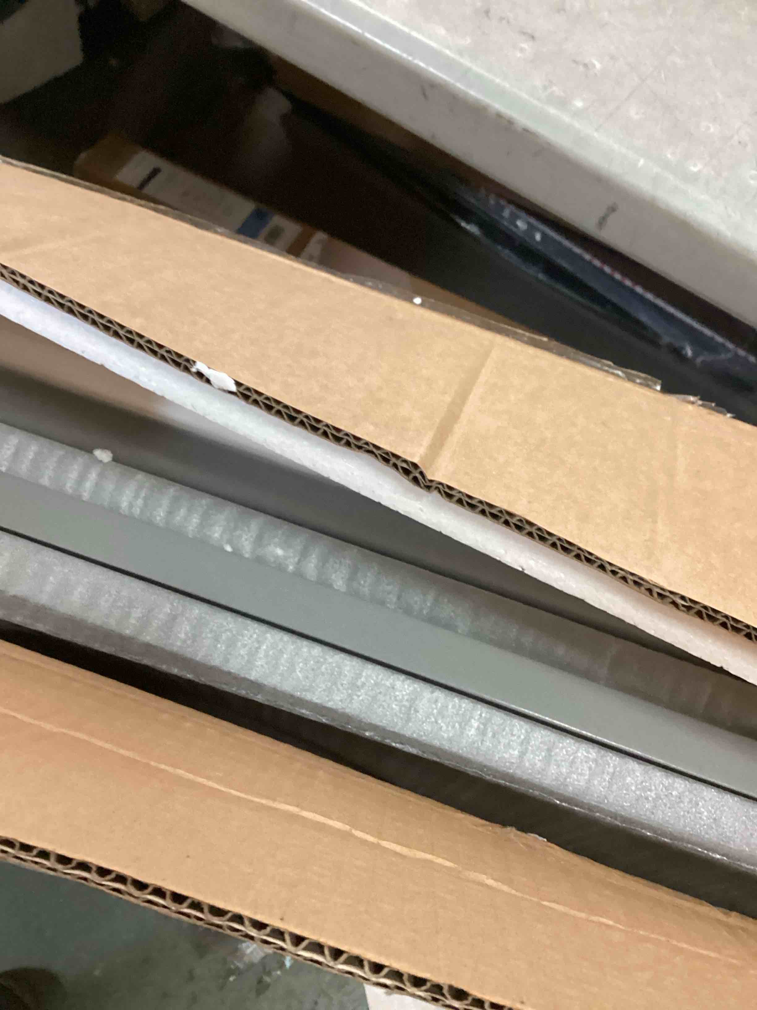 https://s3.amazonaws.com/lotting-images-prod/bidfta/YEL6770915_1723121162067.jpeg