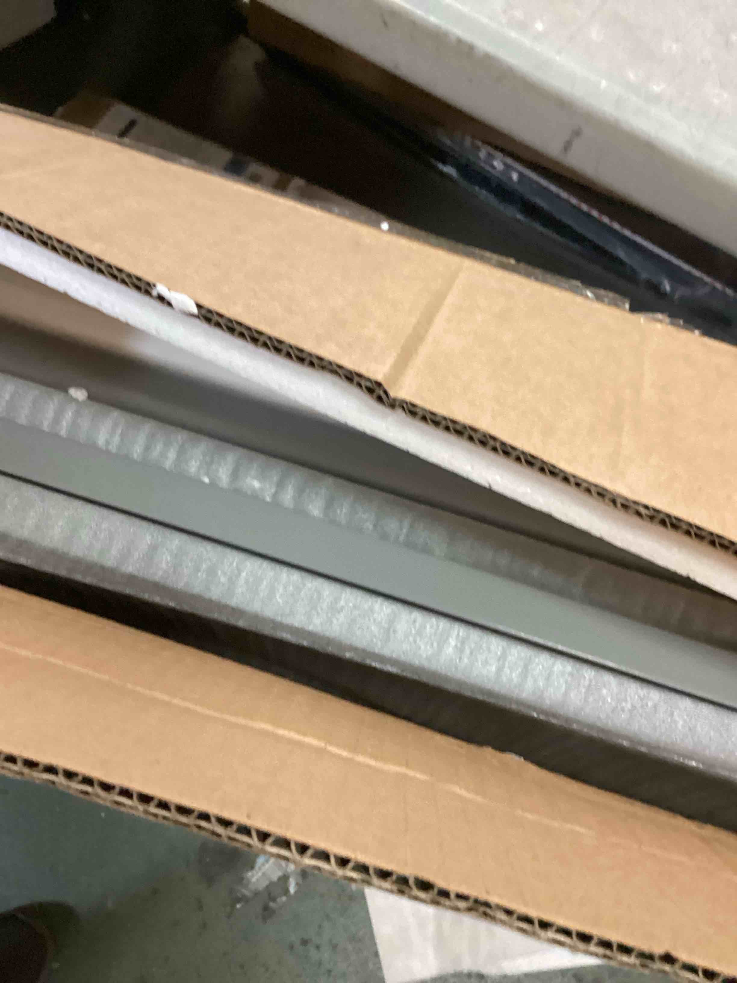 https://s3.amazonaws.com/lotting-images-prod/bidfta/YEL6770915_1723121163303.jpeg