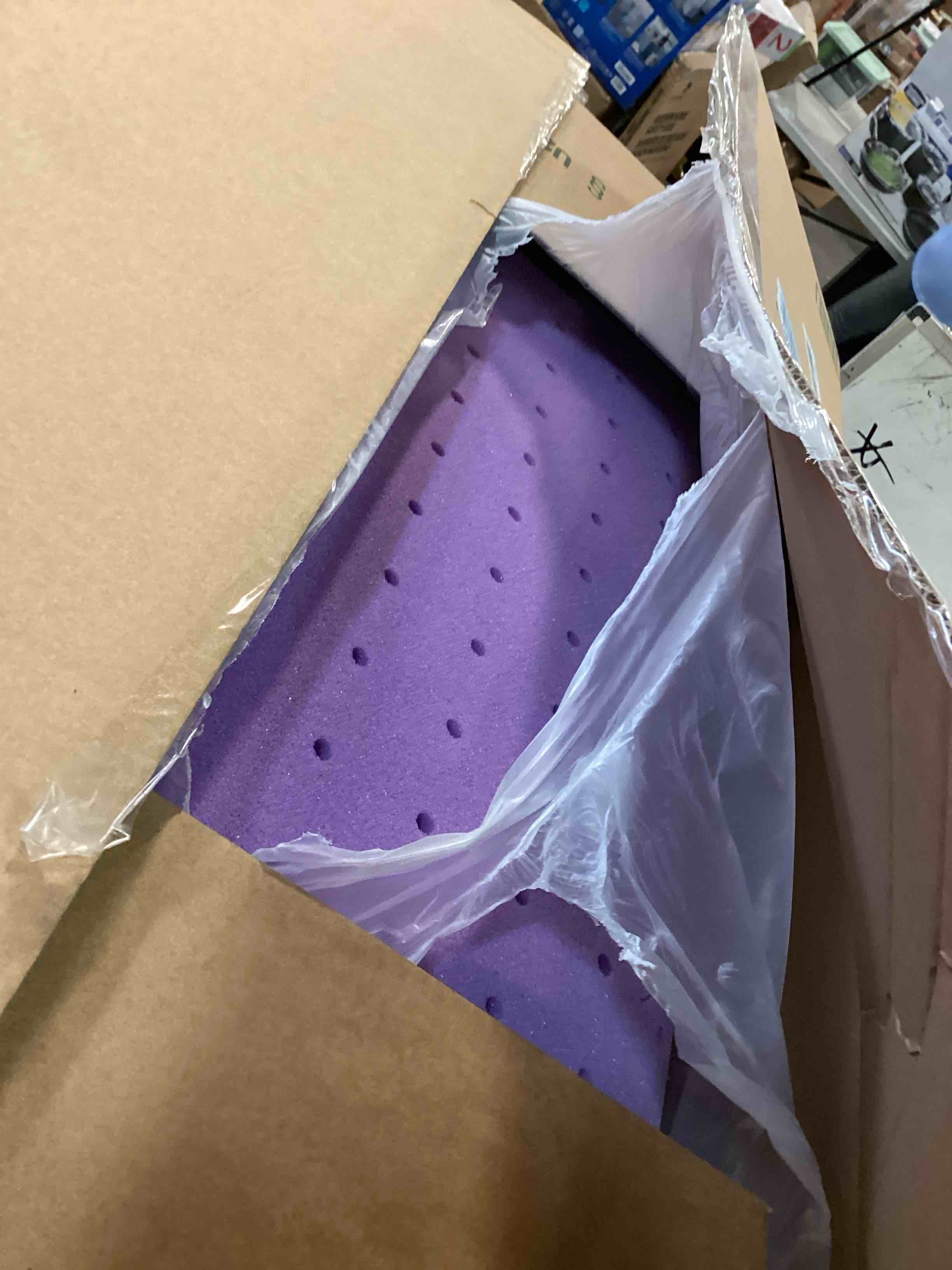 https://s3.amazonaws.com/lotting-images-prod/bidfta/YEL6770983_1723130525127.jpeg