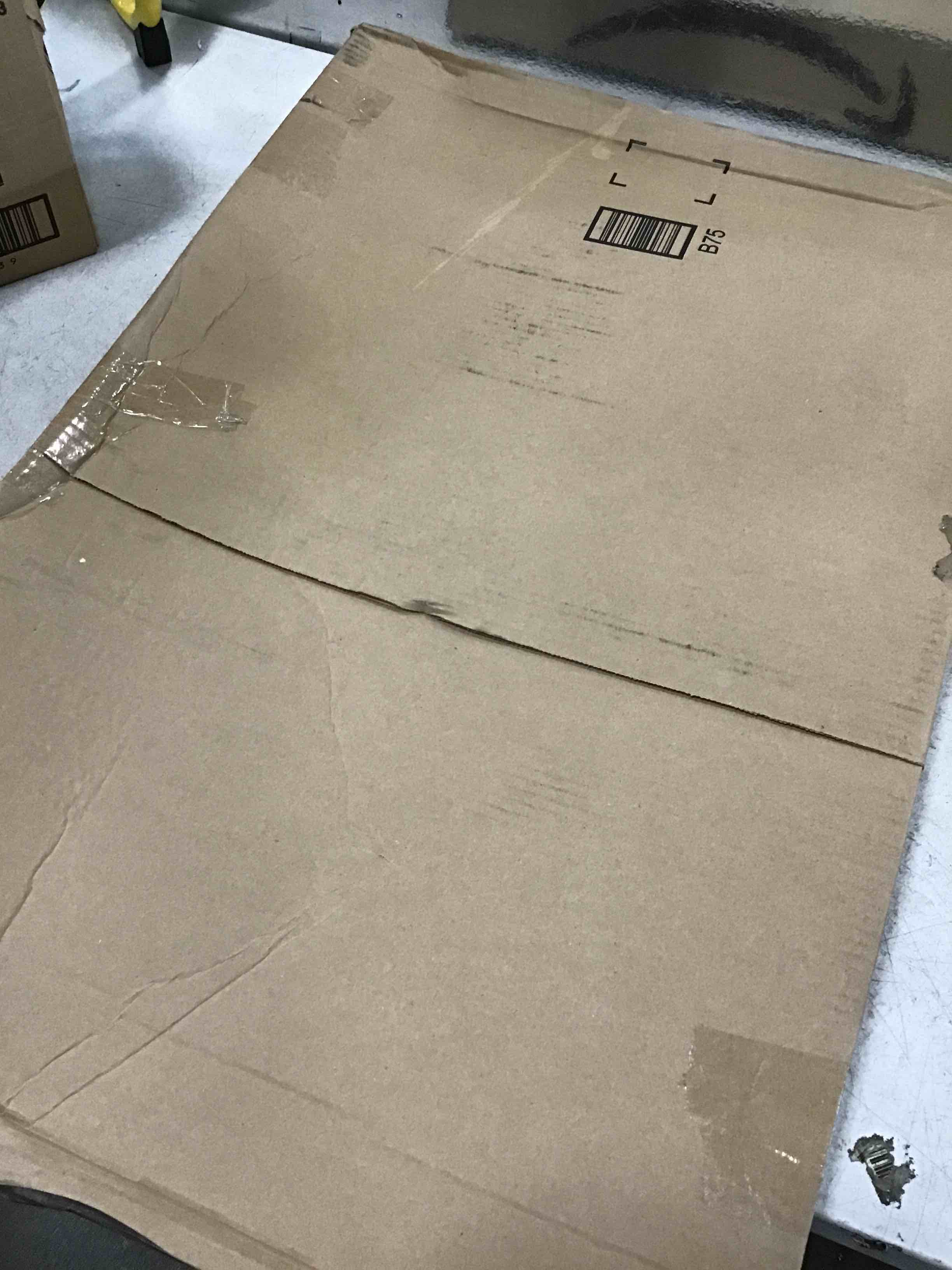 https://s3.amazonaws.com/lotting-images-prod/bidfta/YEL6771515_1722369836161.jpeg