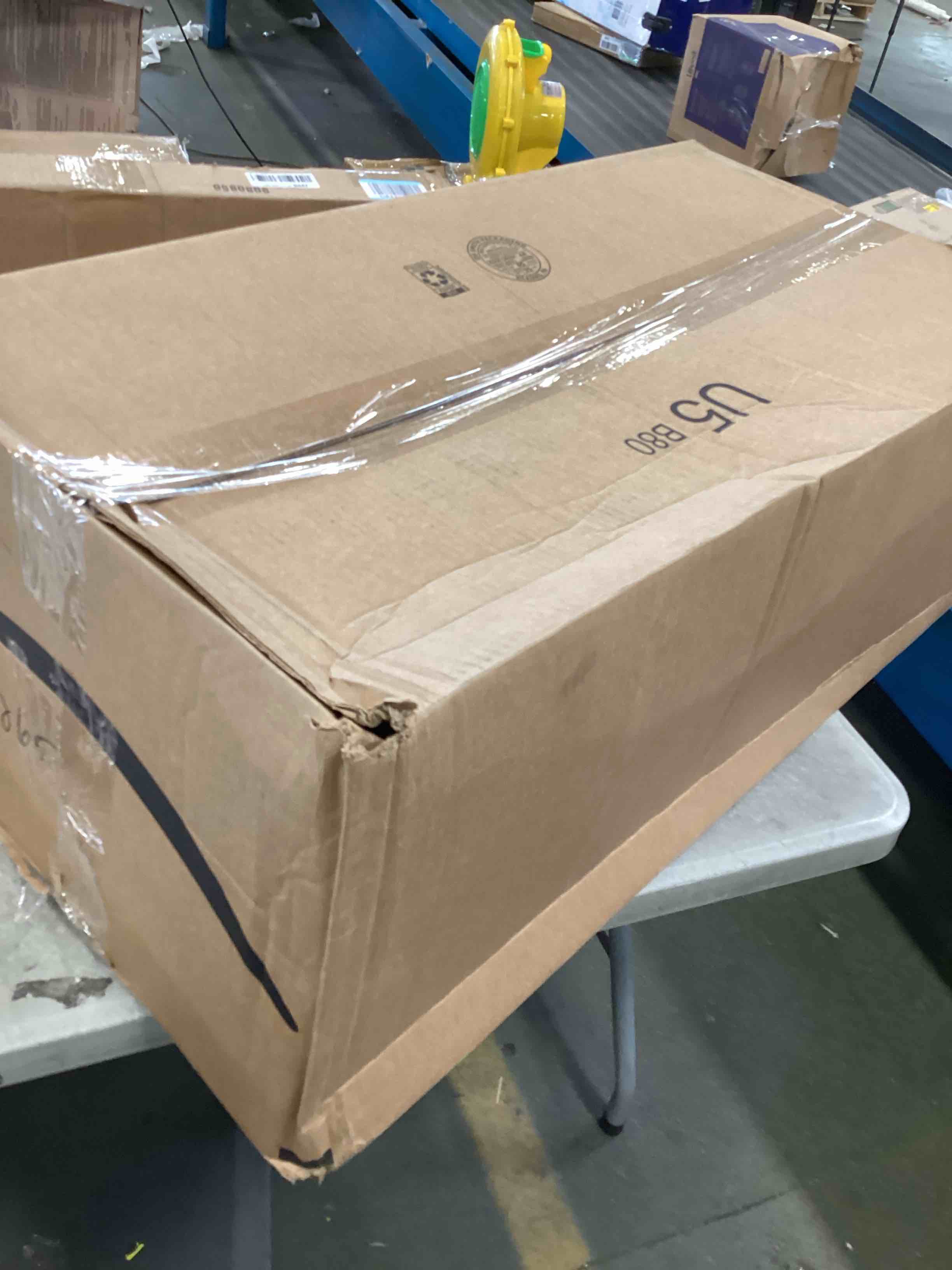 https://s3.amazonaws.com/lotting-images-prod/bidfta/YEL6771906_1722525563539.jpeg