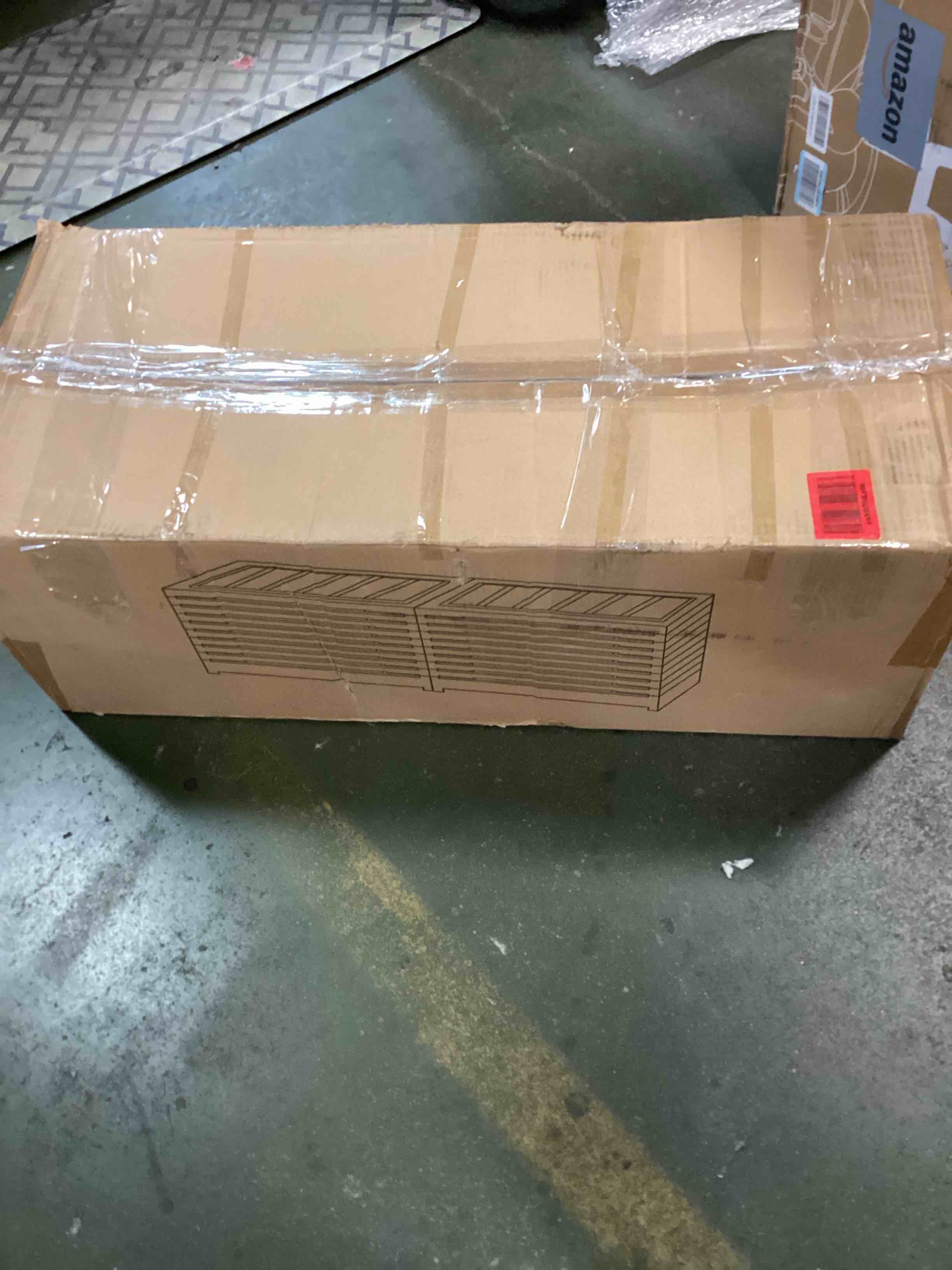 https://s3.amazonaws.com/lotting-images-prod/bidfta/YEL6773512_1722947779139.jpeg