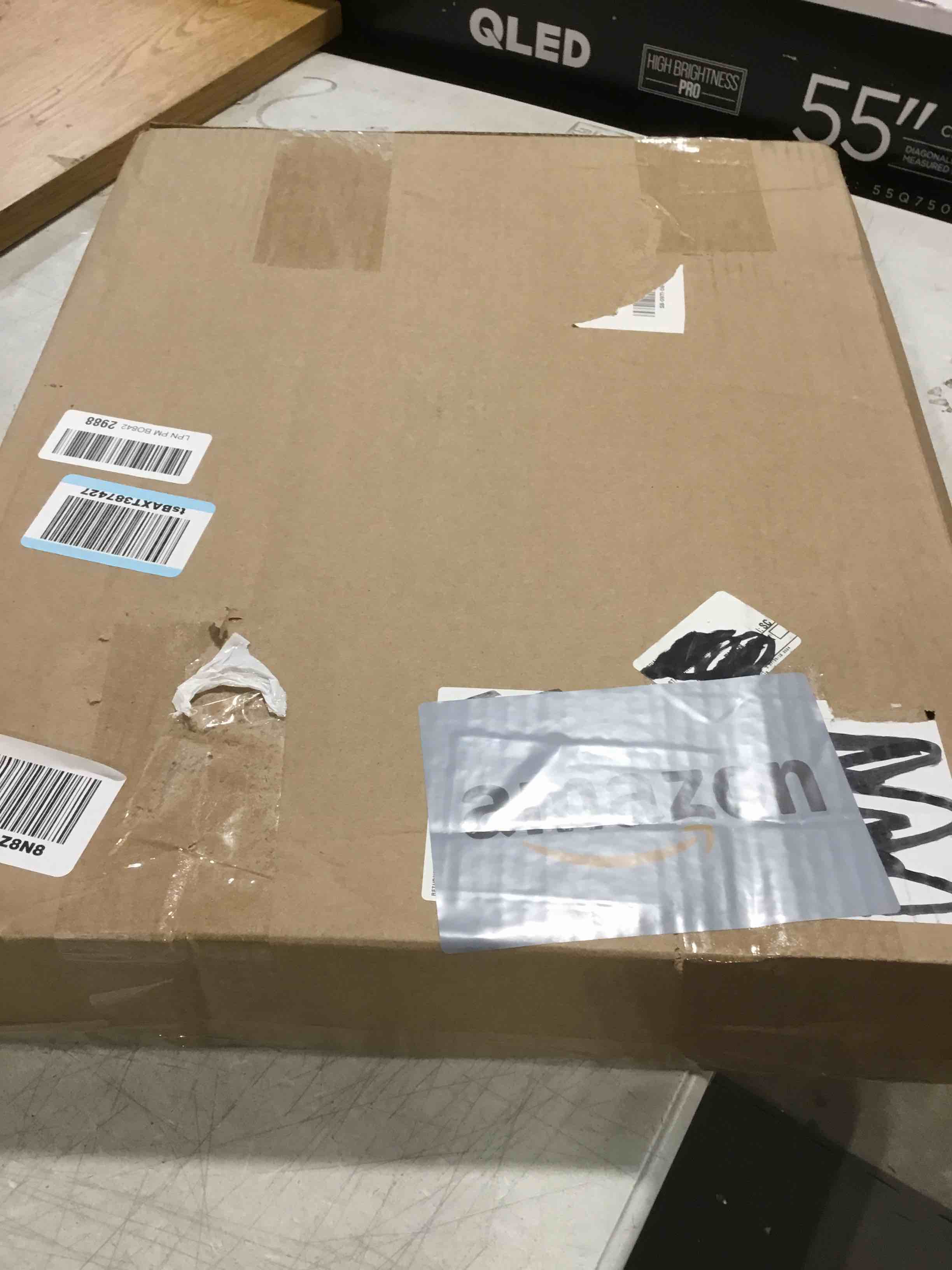 https://s3.amazonaws.com/lotting-images-prod/bidfta/YEL6777162_1725022822334.jpeg