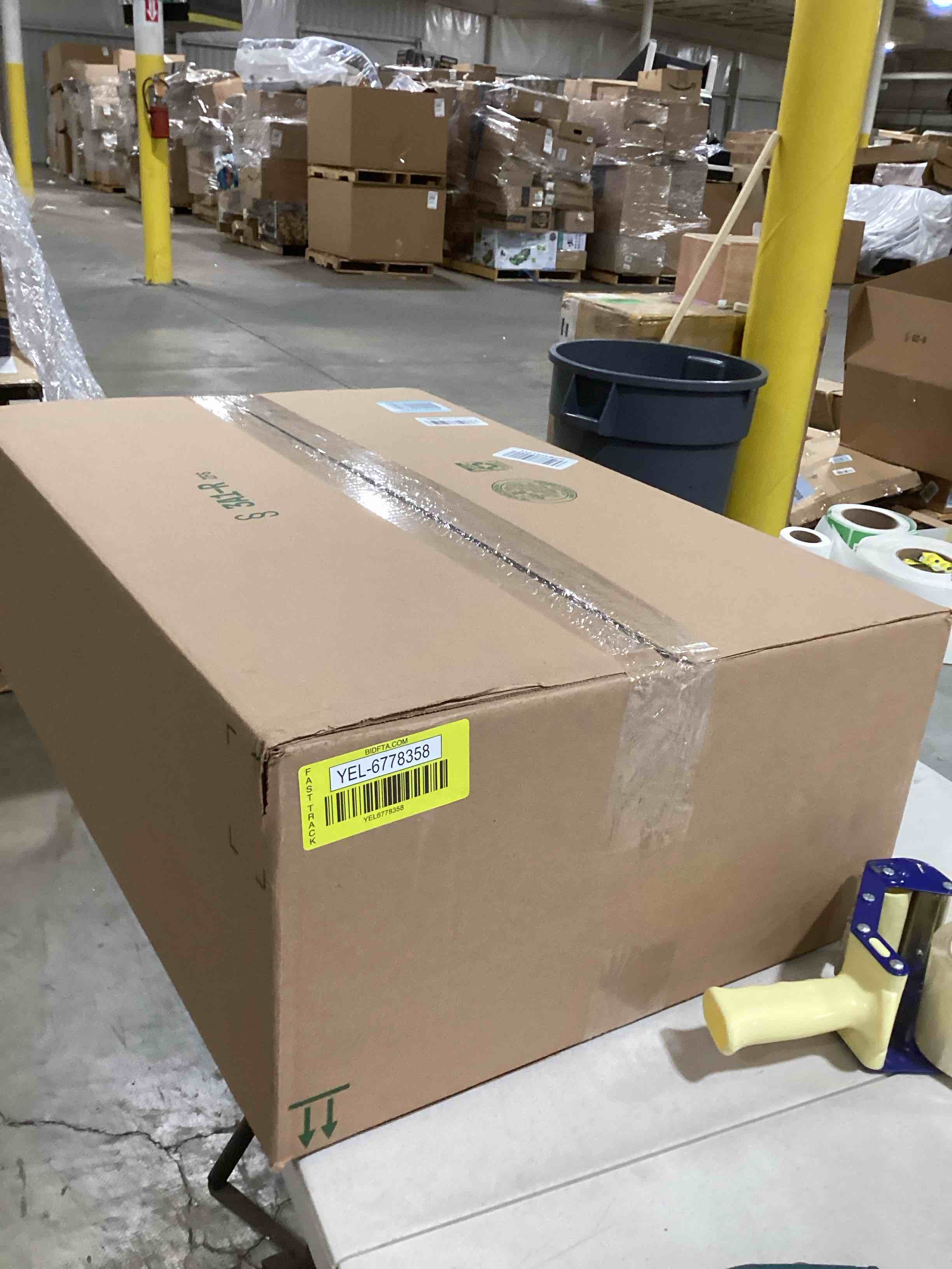 Rockland Journey Softside Upright Luggage Set,Expandable, Lightweight