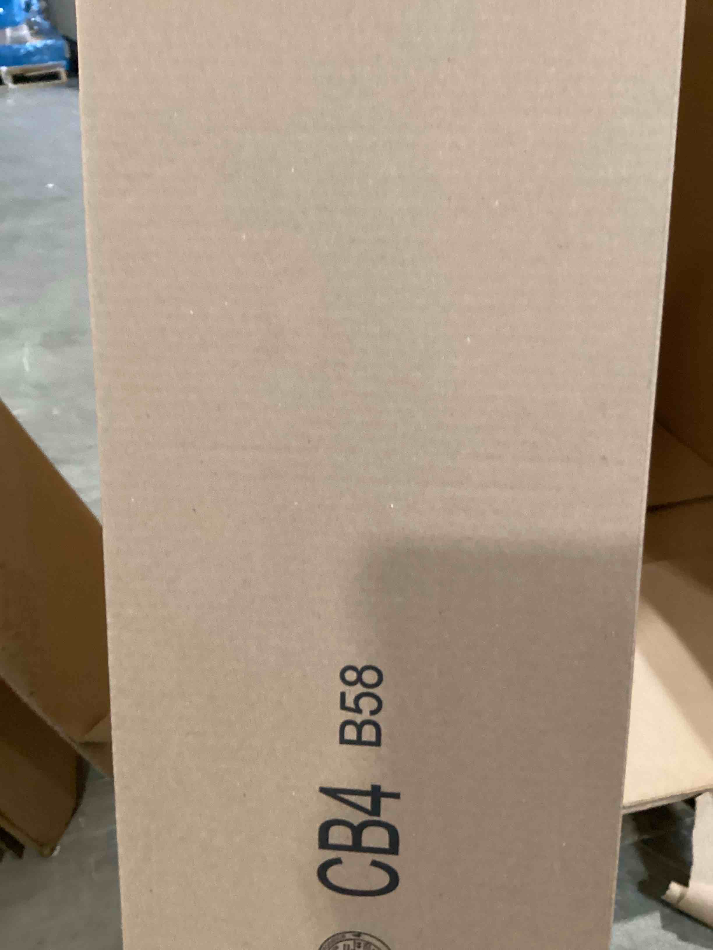 https://s3.amazonaws.com/lotting-images-prod/bidfta/YEL6779051_1723744885837.jpeg