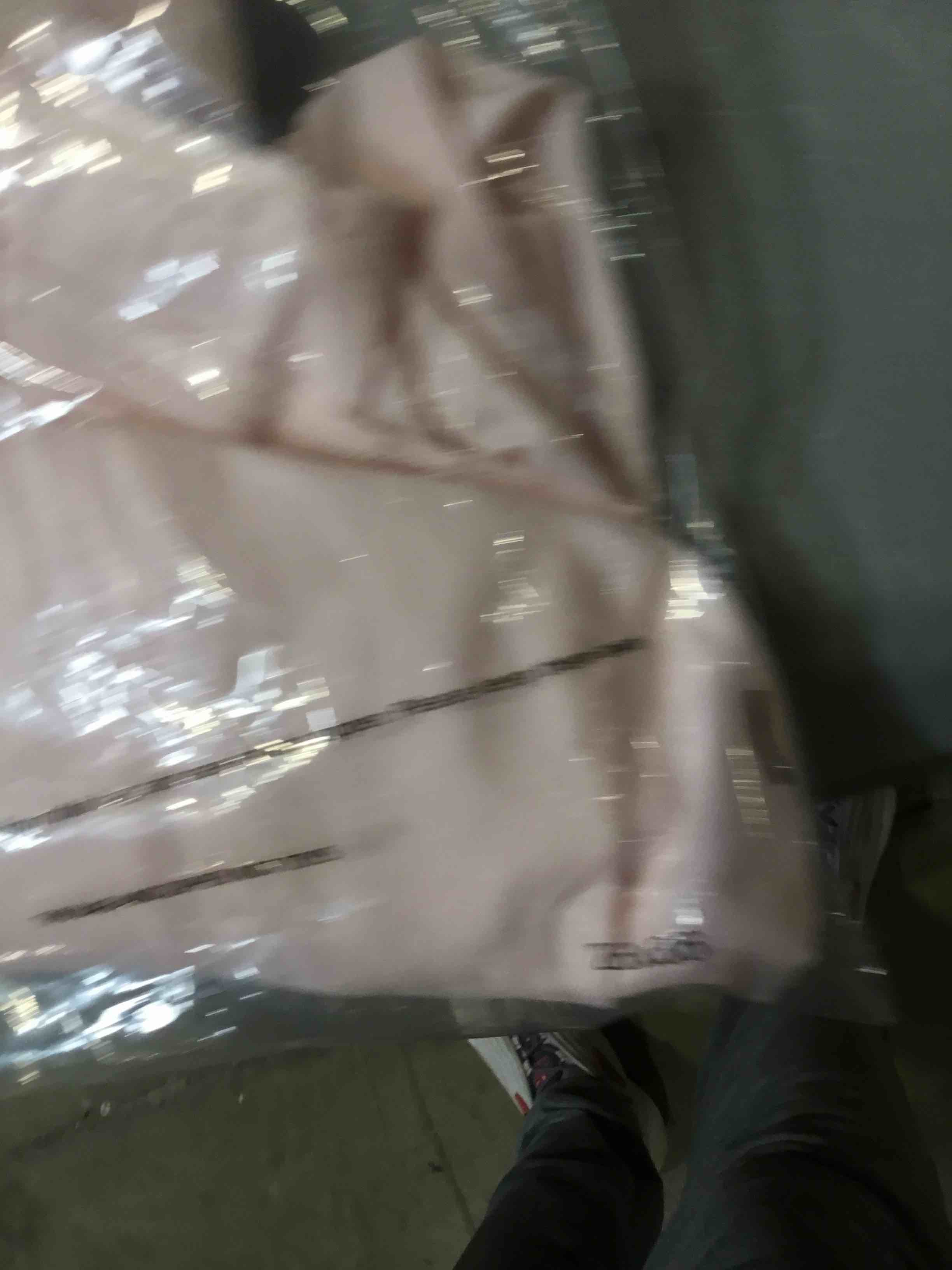 https://s3.amazonaws.com/lotting-images-prod/bidfta/YEL6781337_1726599304906.jpeg