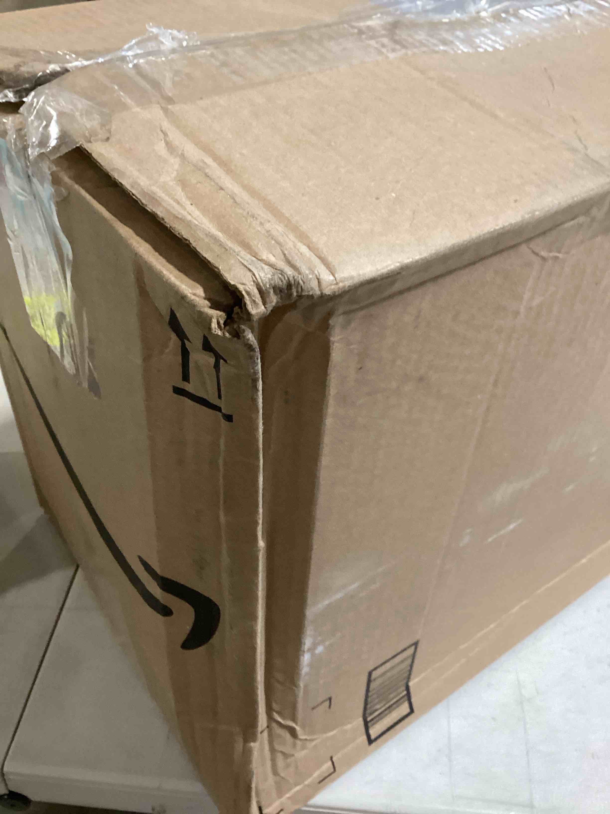 https://s3.amazonaws.com/lotting-images-prod/bidfta/YEL6781910_1726856408291.jpeg