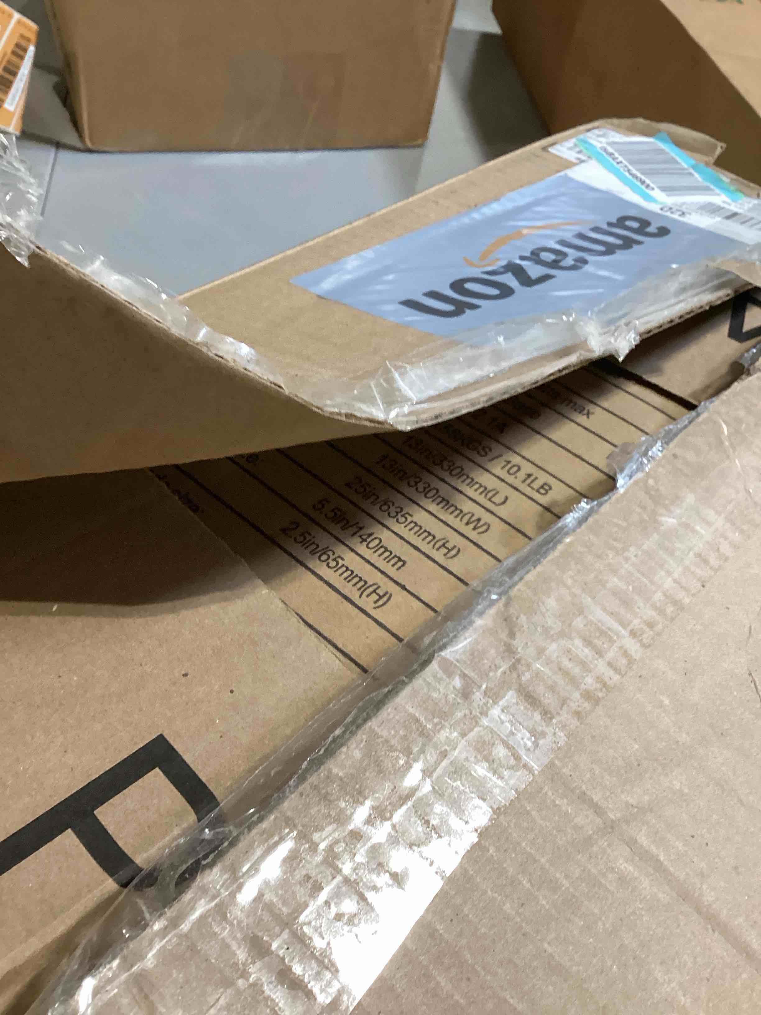 https://s3.amazonaws.com/lotting-images-prod/bidfta/YEL6781910_1726856411254.jpeg