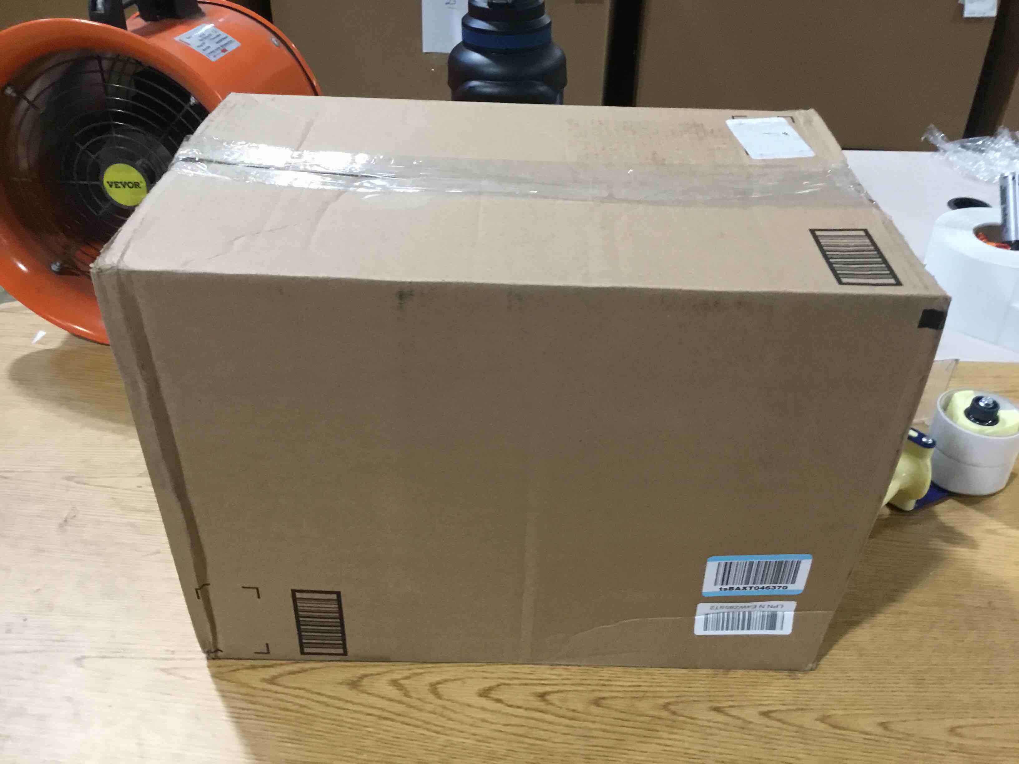 https://s3.amazonaws.com/lotting-images-prod/bidfta/YEL6785094_1722605523802.jpeg