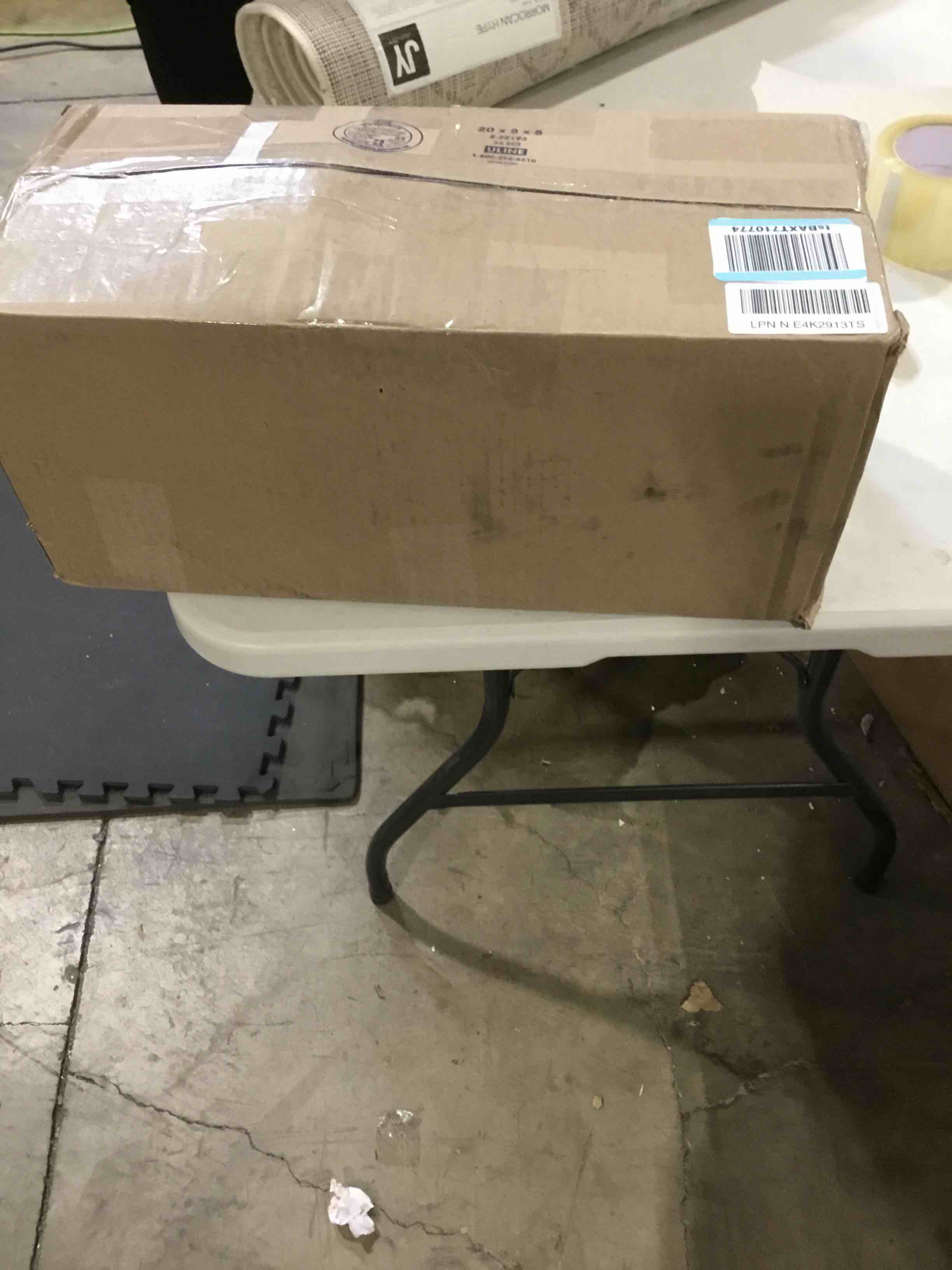 https://s3.amazonaws.com/lotting-images-prod/bidfta/YEL6787020_1722867548728.jpeg