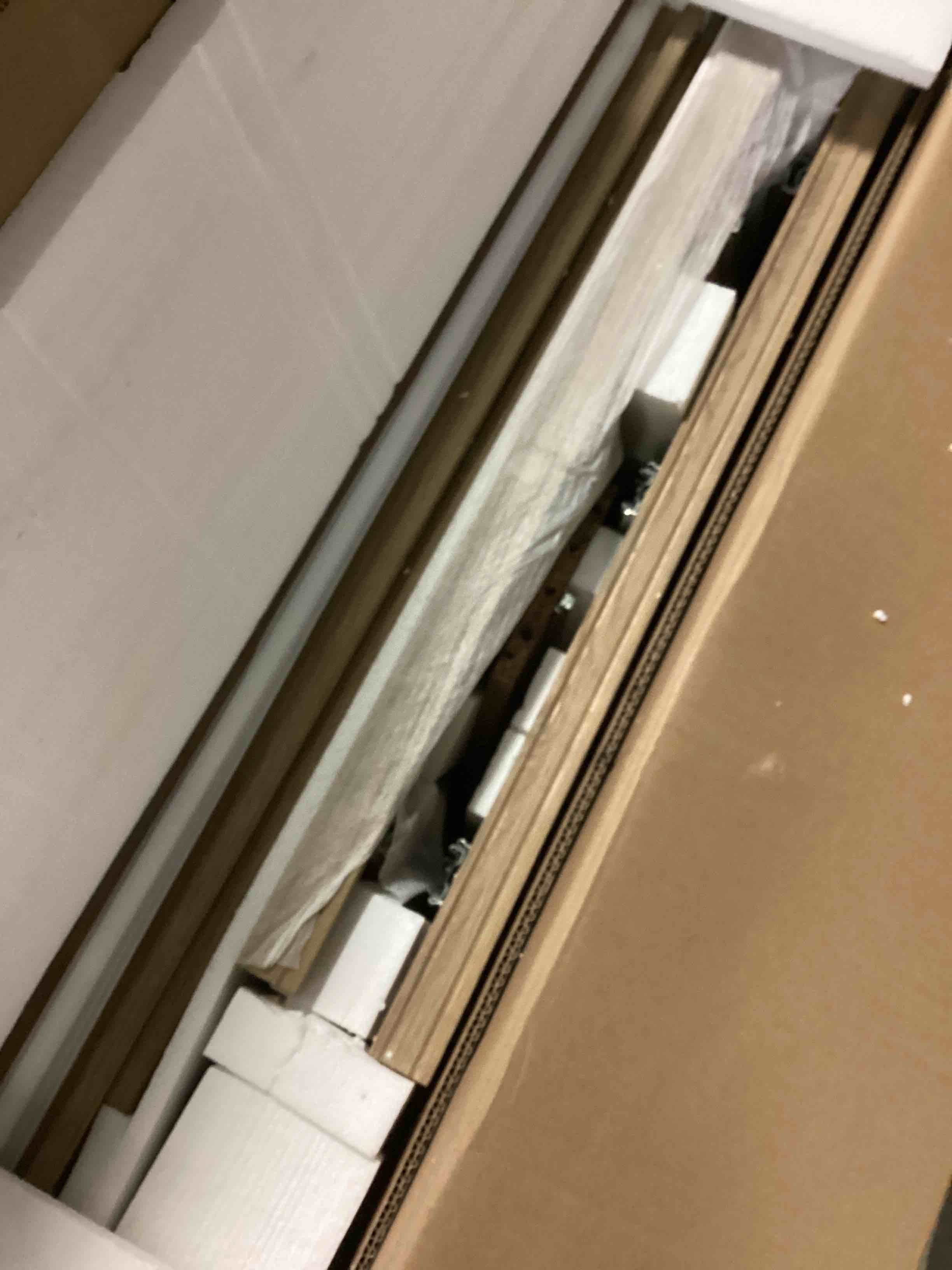 https://s3.amazonaws.com/lotting-images-prod/bidfta/YEL6787965_1737560185275.jpeg