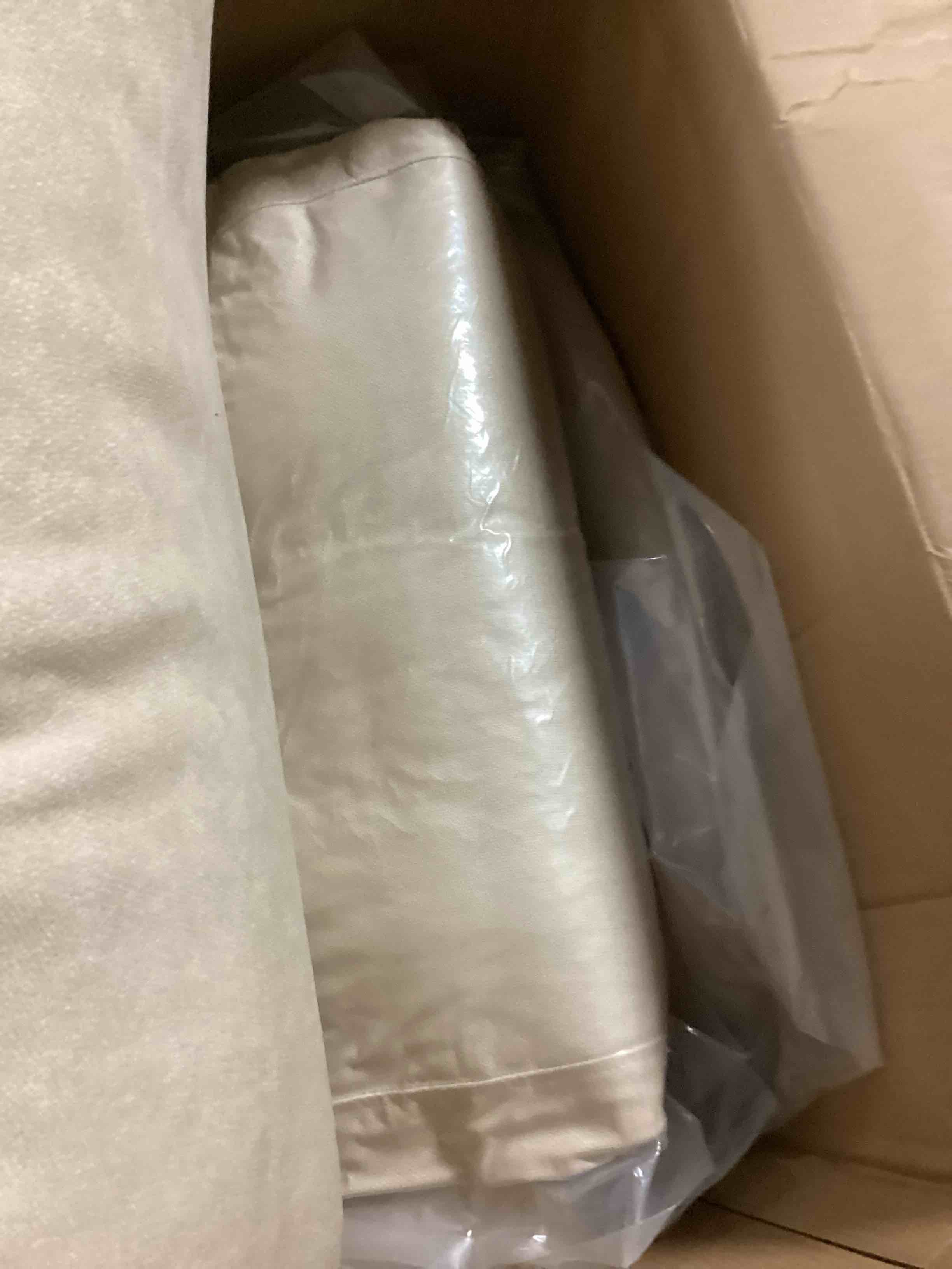 https://s3.amazonaws.com/lotting-images-prod/bidfta/YEL6787966_1737560546148.jpeg