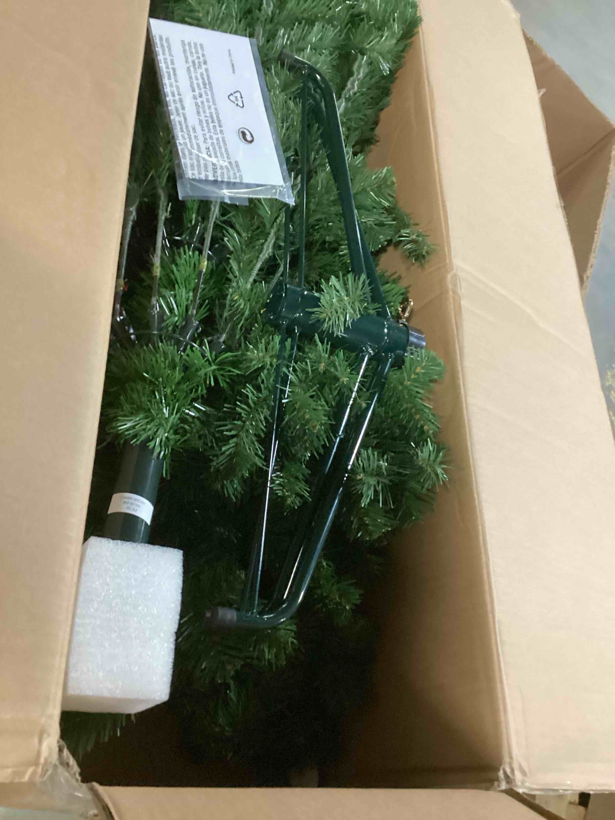 https://s3.amazonaws.com/lotting-images-prod/bidfta/YEL6788159_1737663425049.jpeg