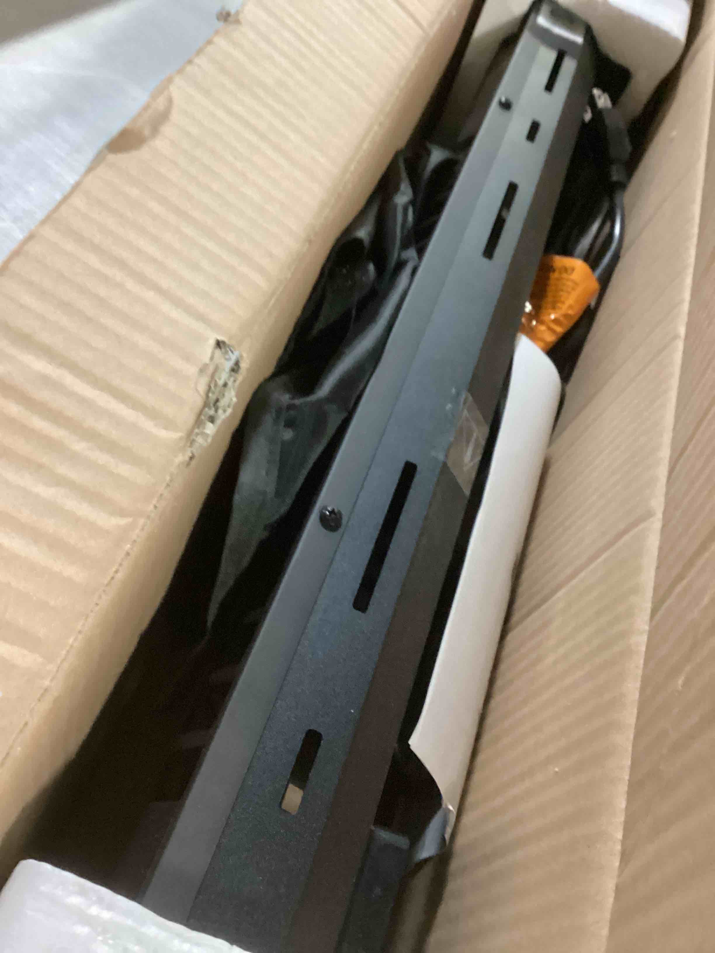 https://s3.amazonaws.com/lotting-images-prod/bidfta/YEL6788464_1738006675356.jpeg